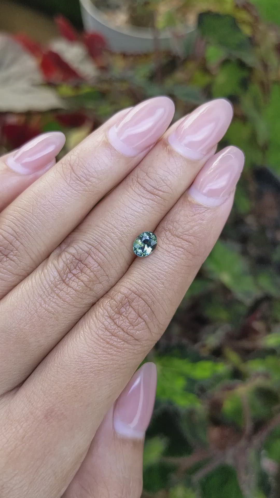 1.06 Ct. Bi Color / Parti Sapphire from Ceylon (Sri Lanka) Size Video