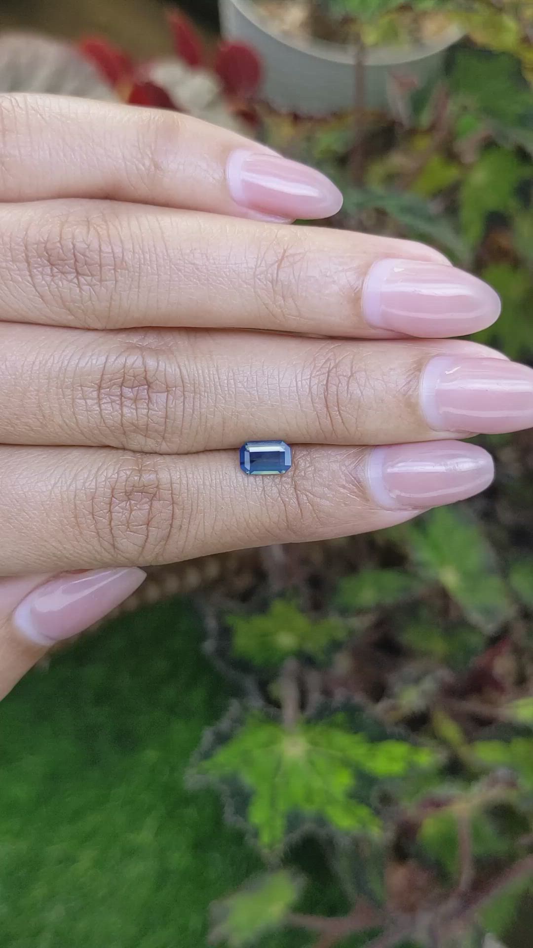 0.81 Ct. Greenish Blue Sapphire from Ceylon (Sri Lanka) Size Video