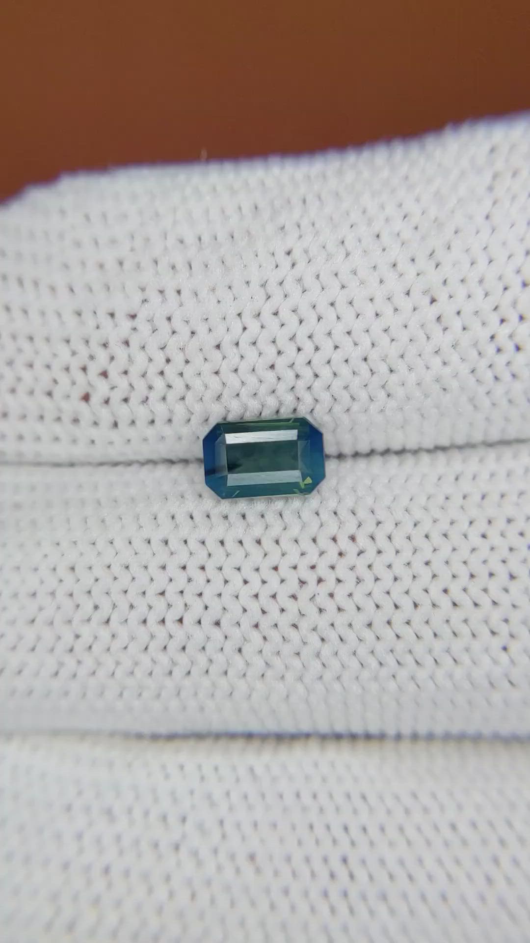 0.81 Ct. Greenish Blue Sapphire from Ceylon (Sri Lanka) Size Video