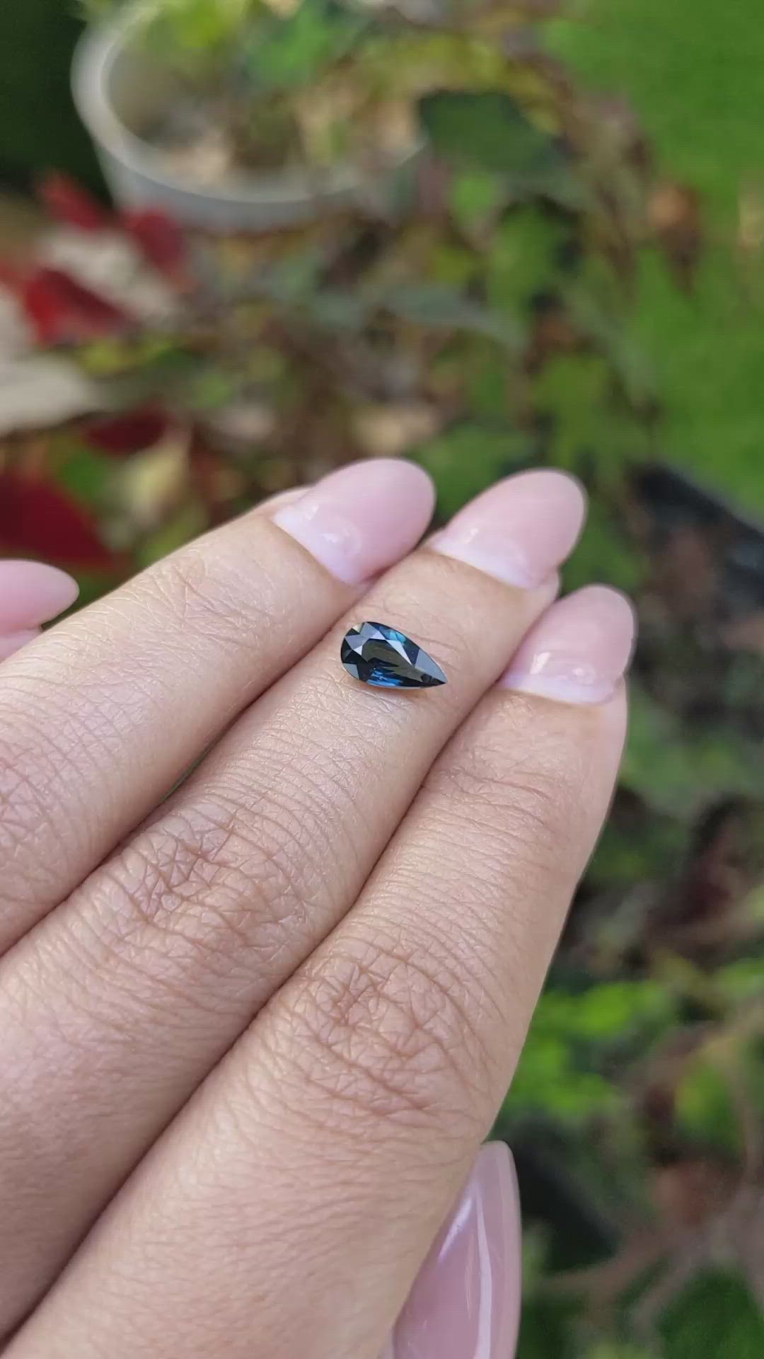 1.01 Ct. Greenish Blue Sapphire from Ceylon (Sri Lanka) Size Video