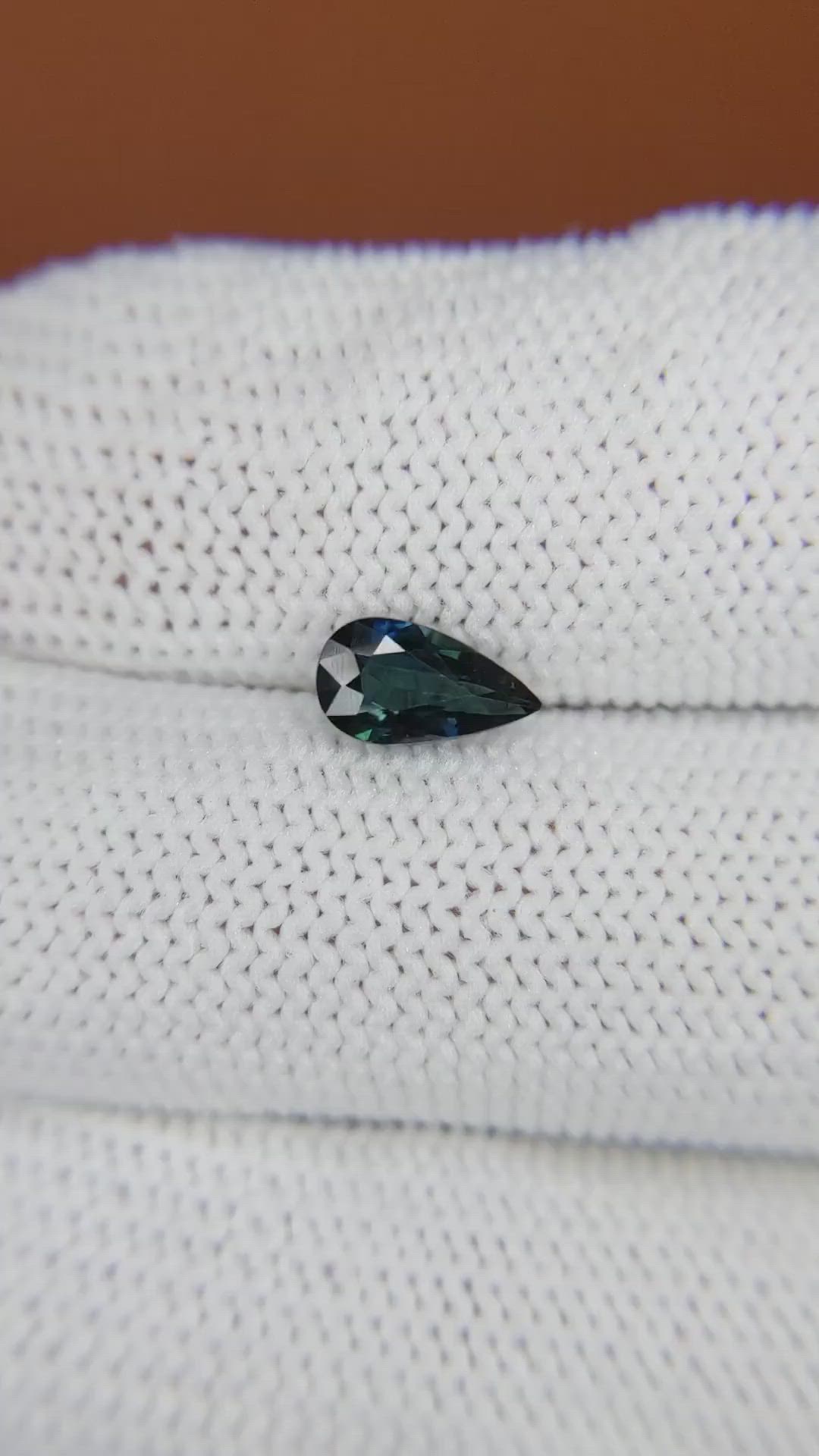 1.01 Ct. Greenish Blue Sapphire from Ceylon (Sri Lanka) Size Video