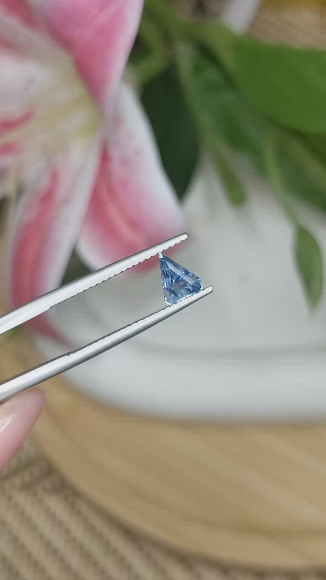 0.75 Ct. Greenish Blue Sapphire from Ceylon (Sri Lanka) Size Video
