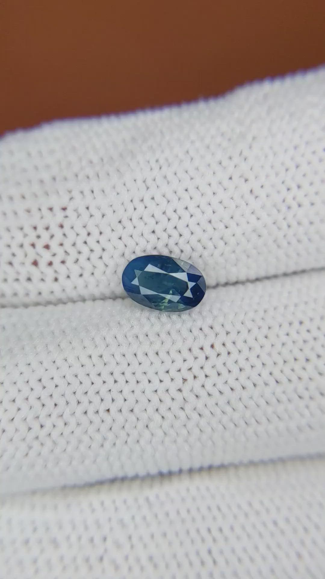 1.02 Ct. Greenish Blue Sapphire from Ceylon (Sri Lanka) Size Video
