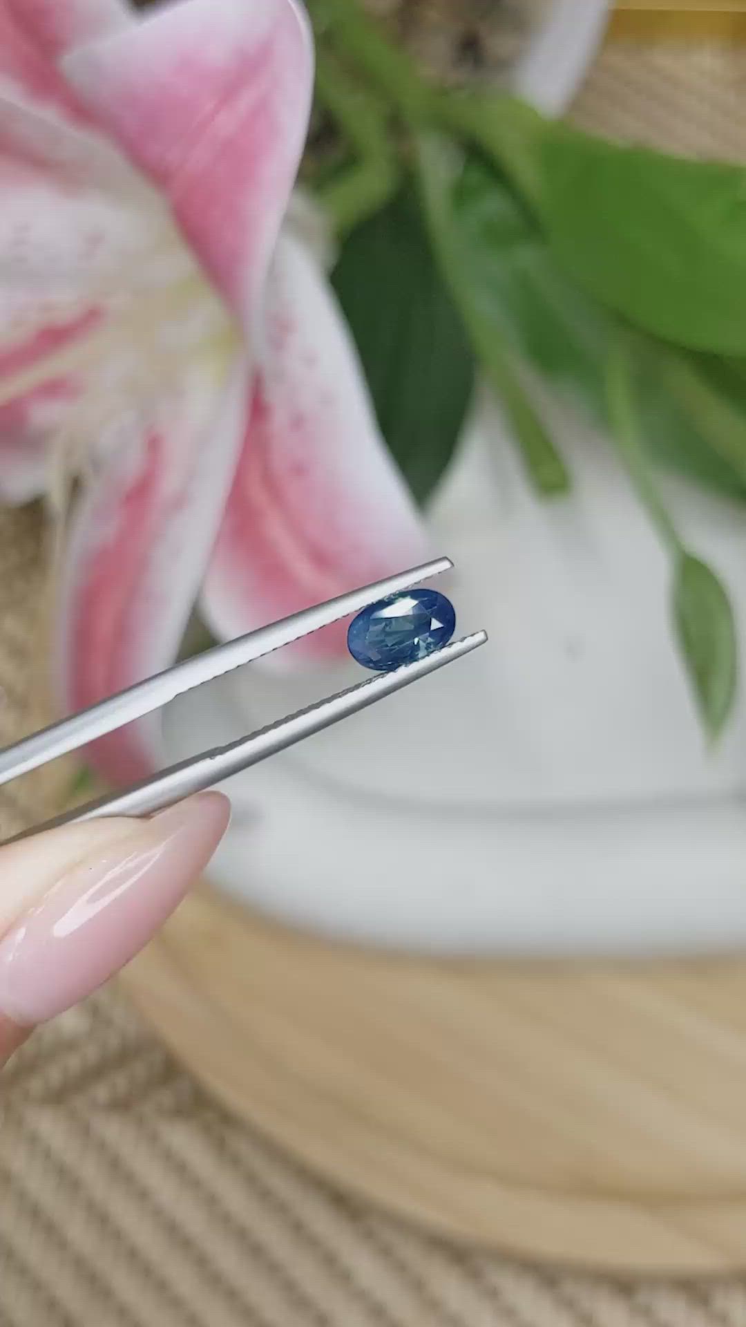 1.02 Ct. Greenish Blue Sapphire from Ceylon (Sri Lanka) Size Video