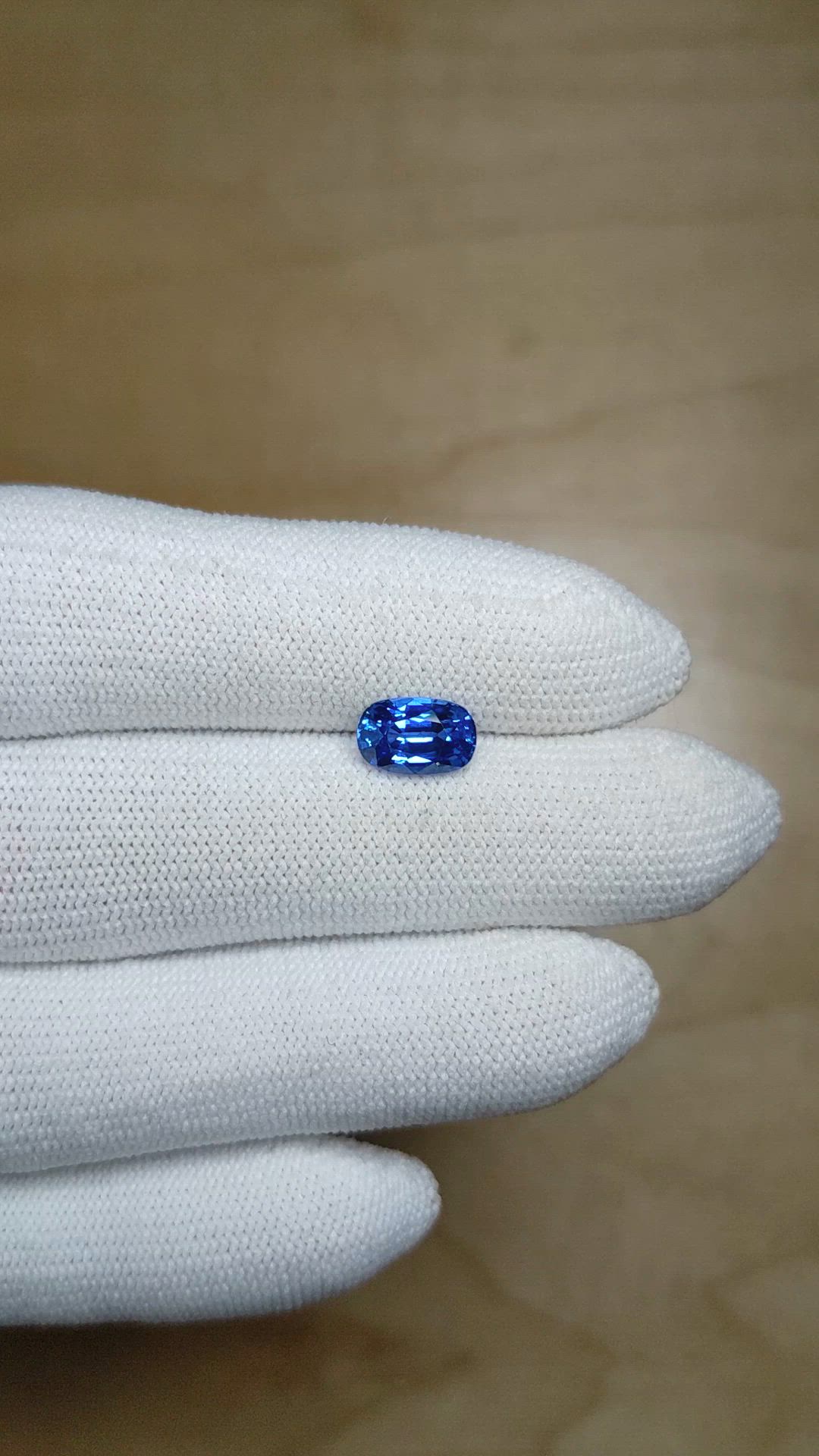 1.85 Ct. Blue Sapphire from Ceylon (Sri Lanka) Size Video