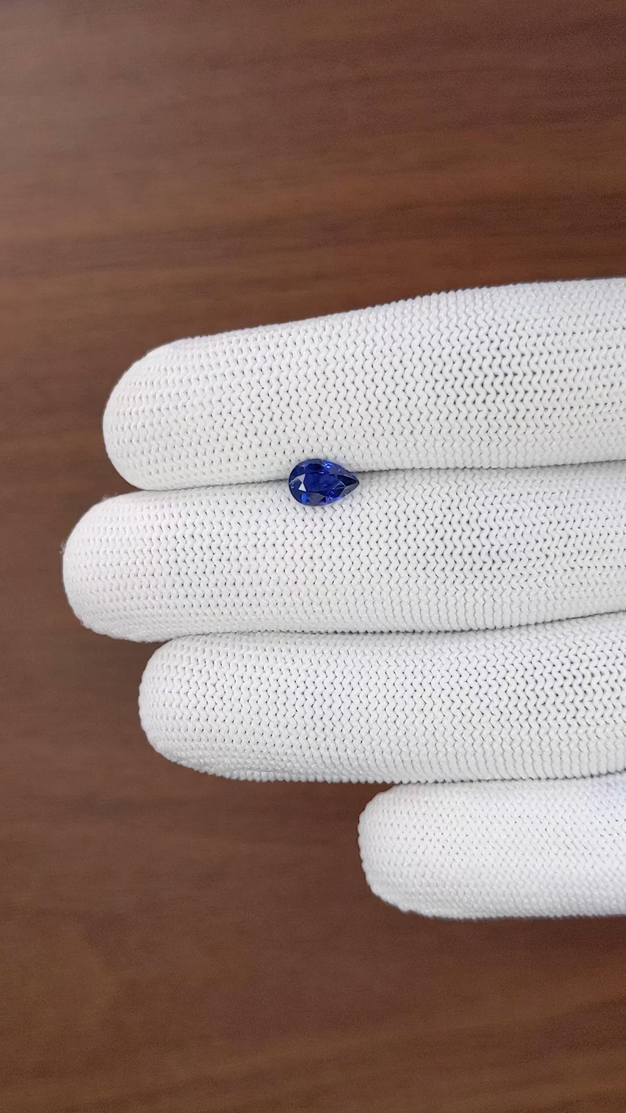 1.06 Ct. Blue Sapphire from Ceylon (Sri Lanka) Size Video