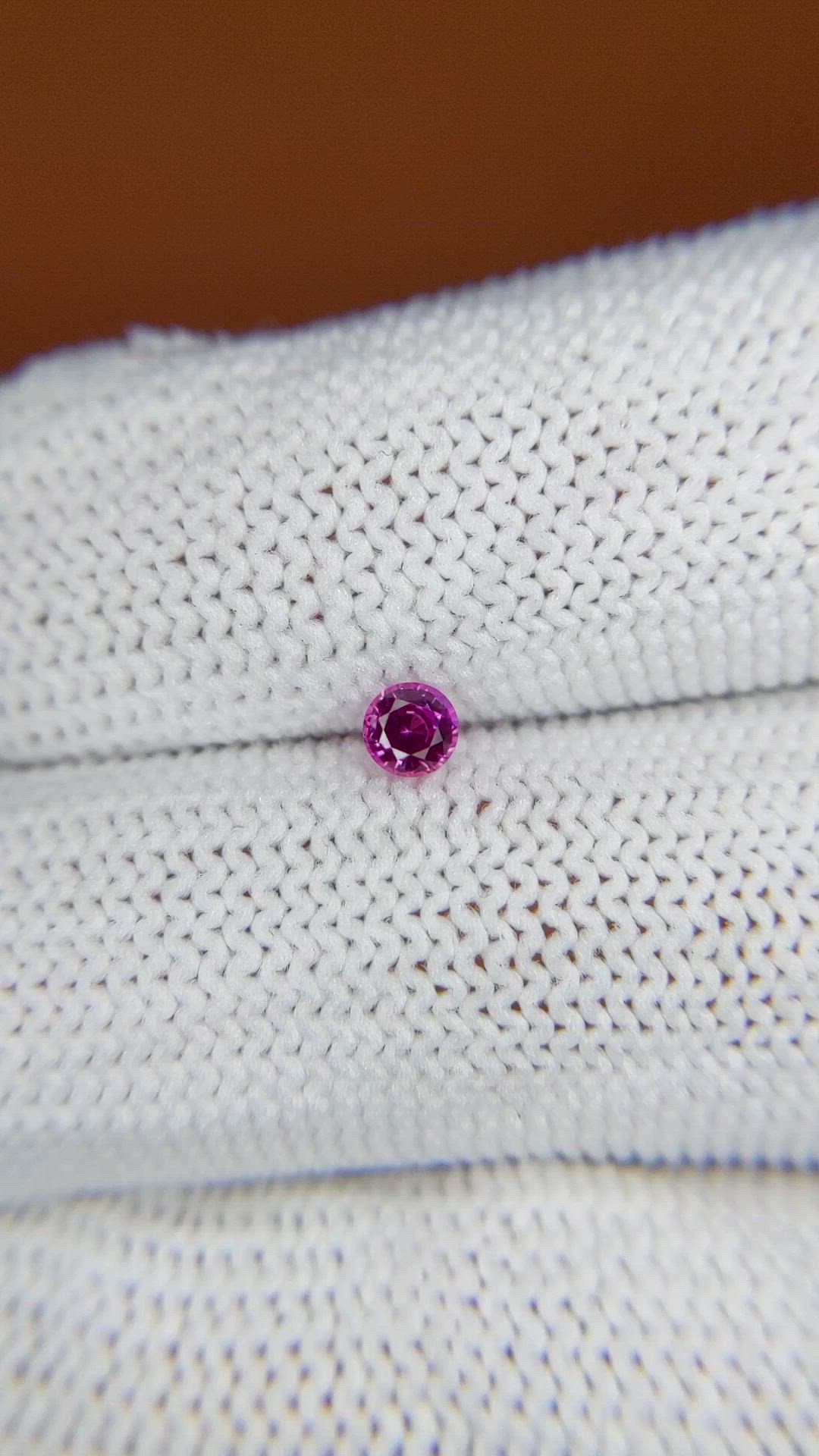 0.21 Ct. Pink Sapphire from Ceylon (Sri Lanka) Size Video