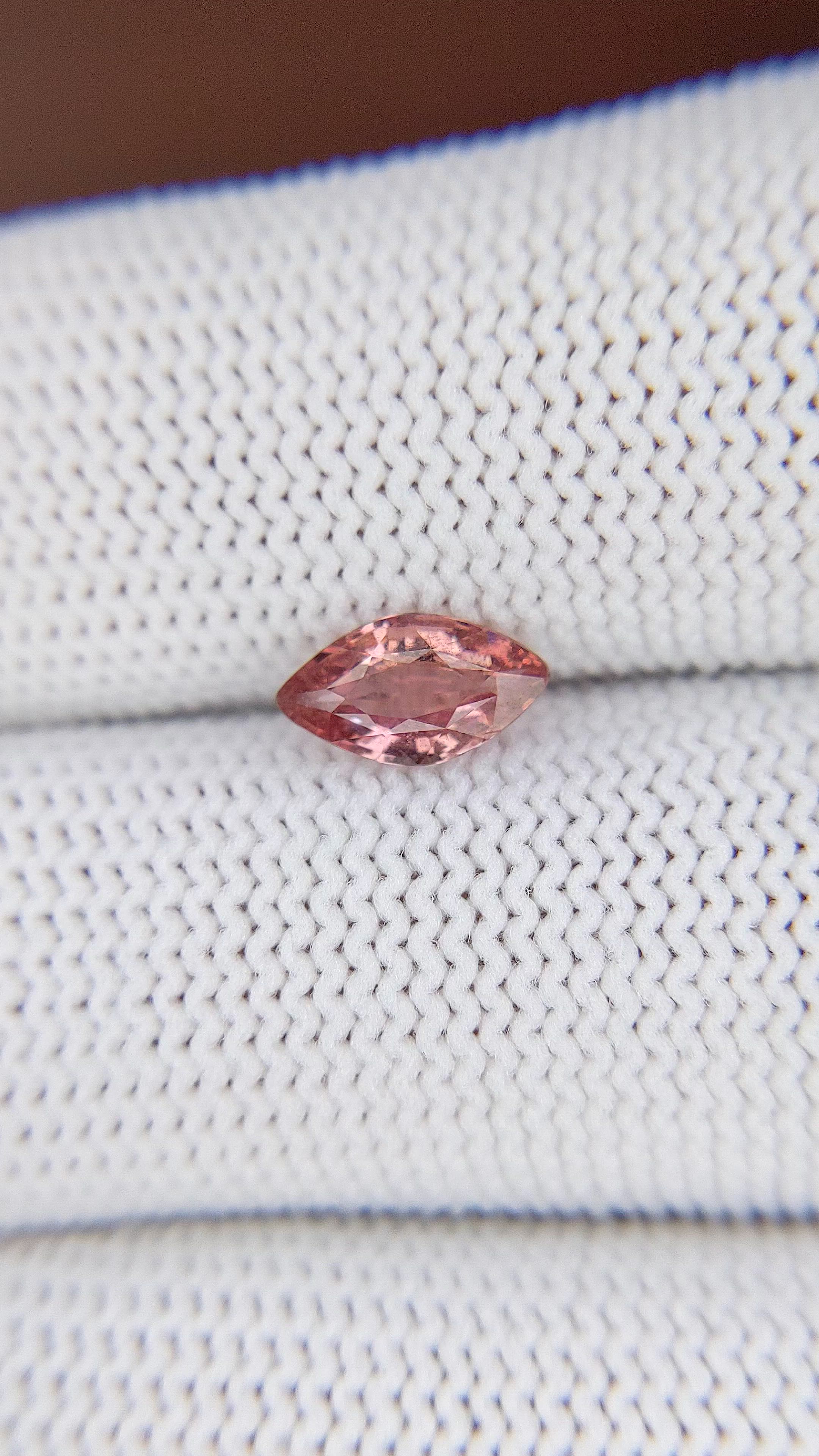 1.00 Ct. Padparadscha Sapphire from Madagascar Size Video