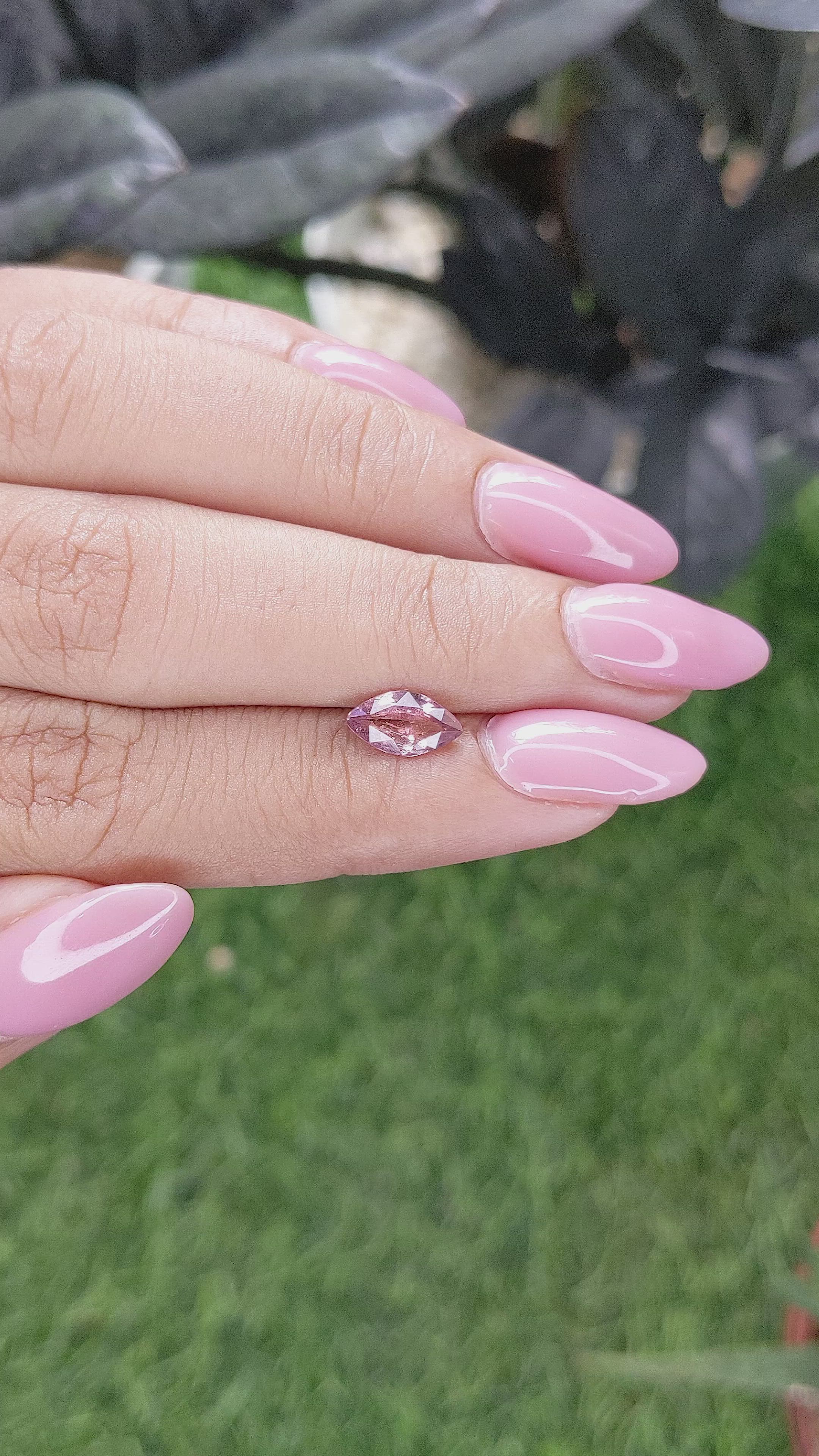 1.00 Ct. Padparadscha Sapphire from Madagascar Size Video