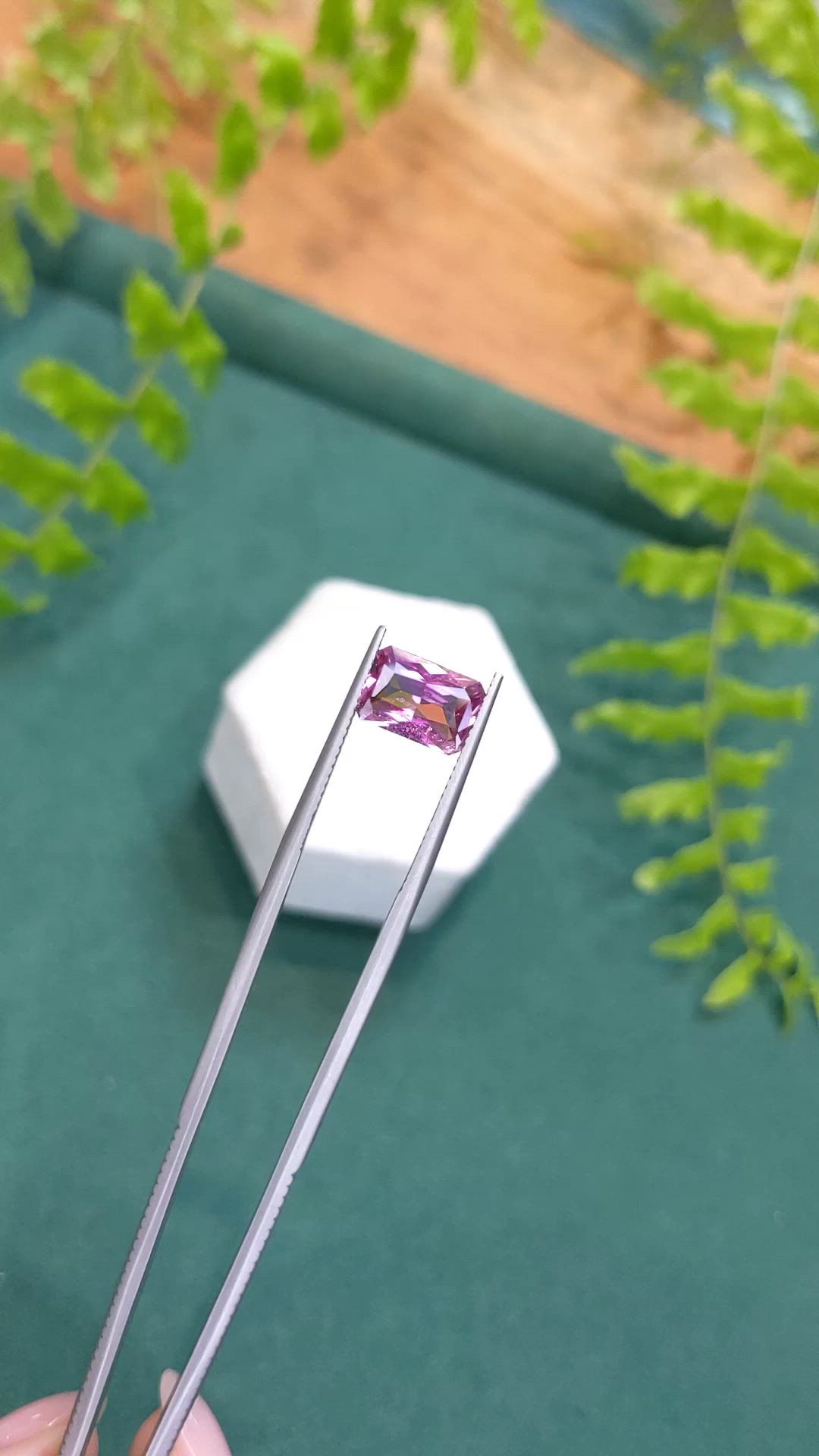 2.53 Ct. Pink Sapphire from Ceylon (Sri Lanka) Size Video
