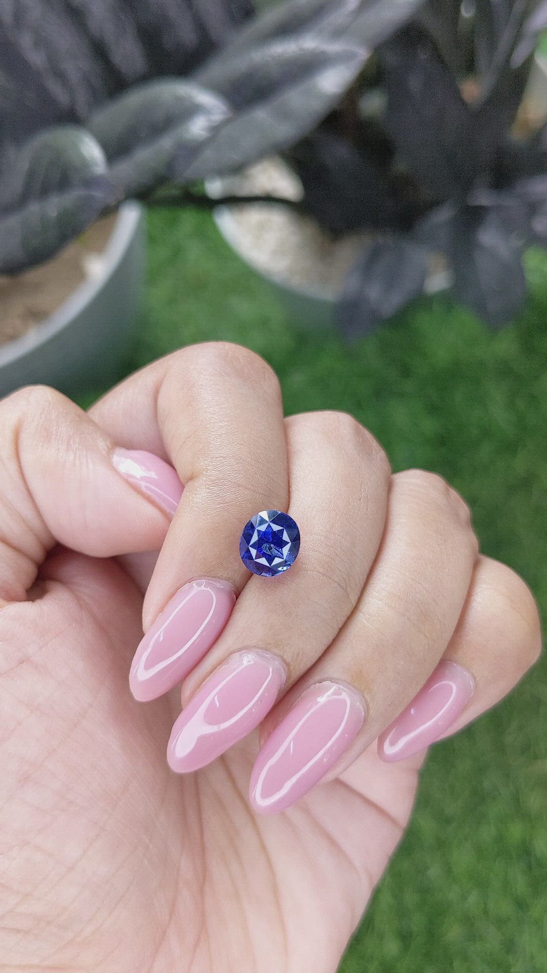 3.38 Ct. Blue Sapphire from Ceylon (Sri Lanka) Size Video