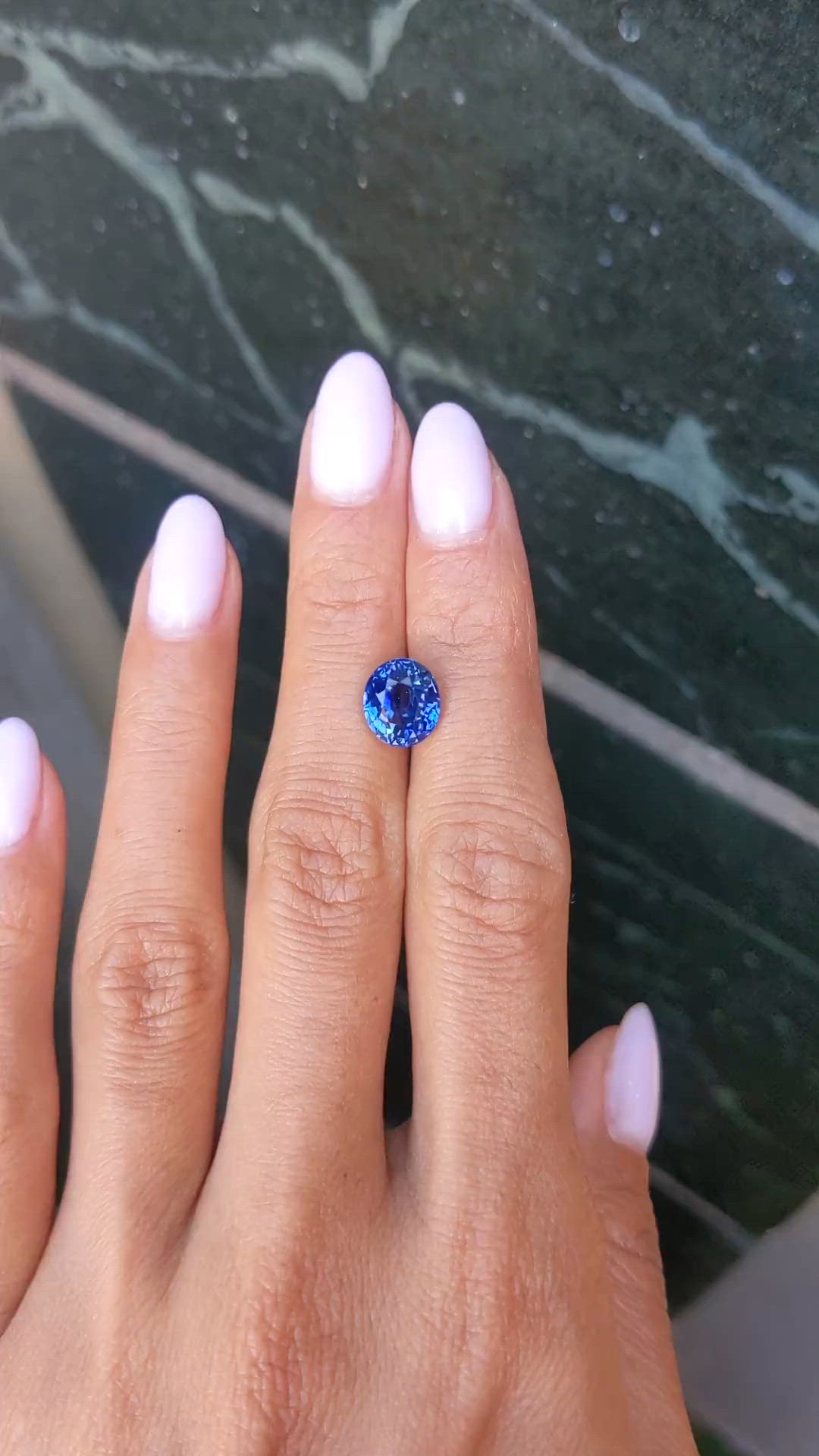 4.54 Ct. Blue Sapphire from Ceylon (Sri Lanka) Size Video