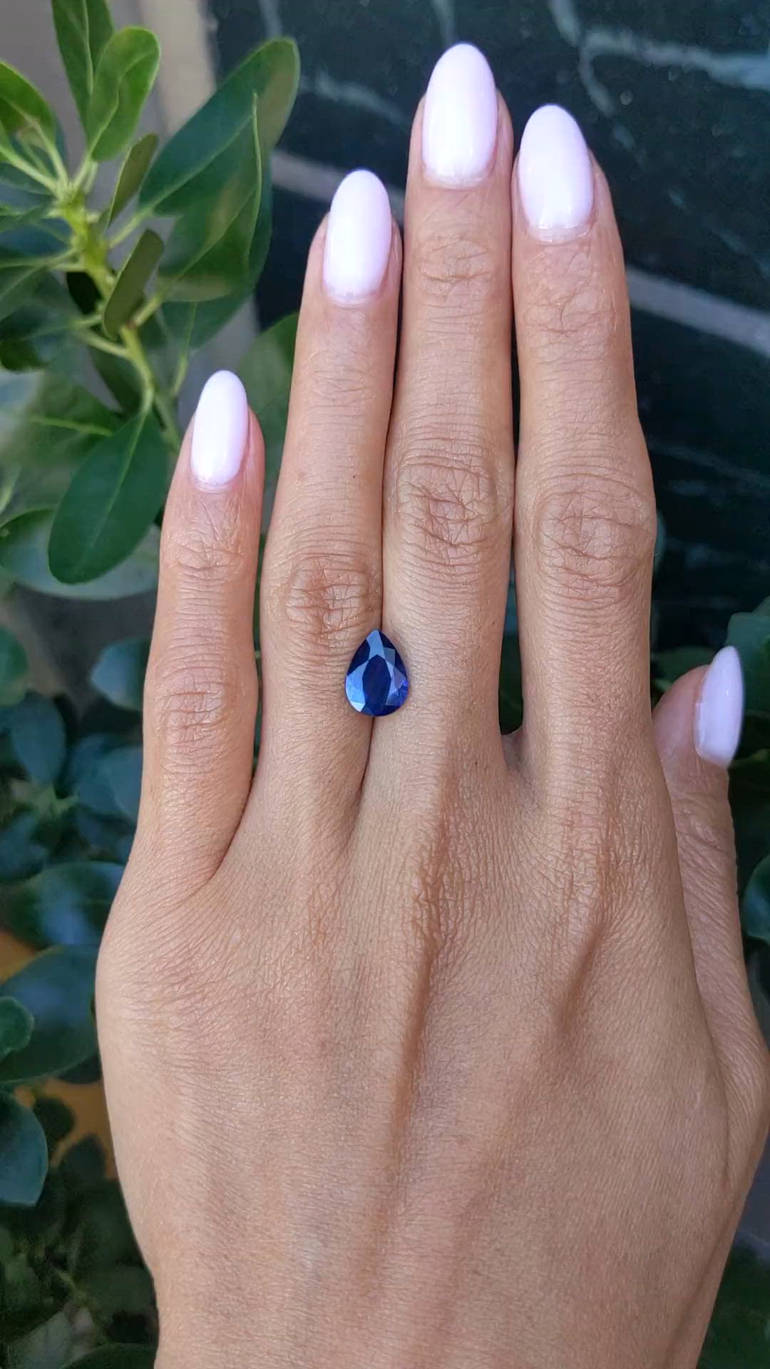 2.55 Ct. Blue Sapphire from Ceylon (Sri Lanka) Size Video