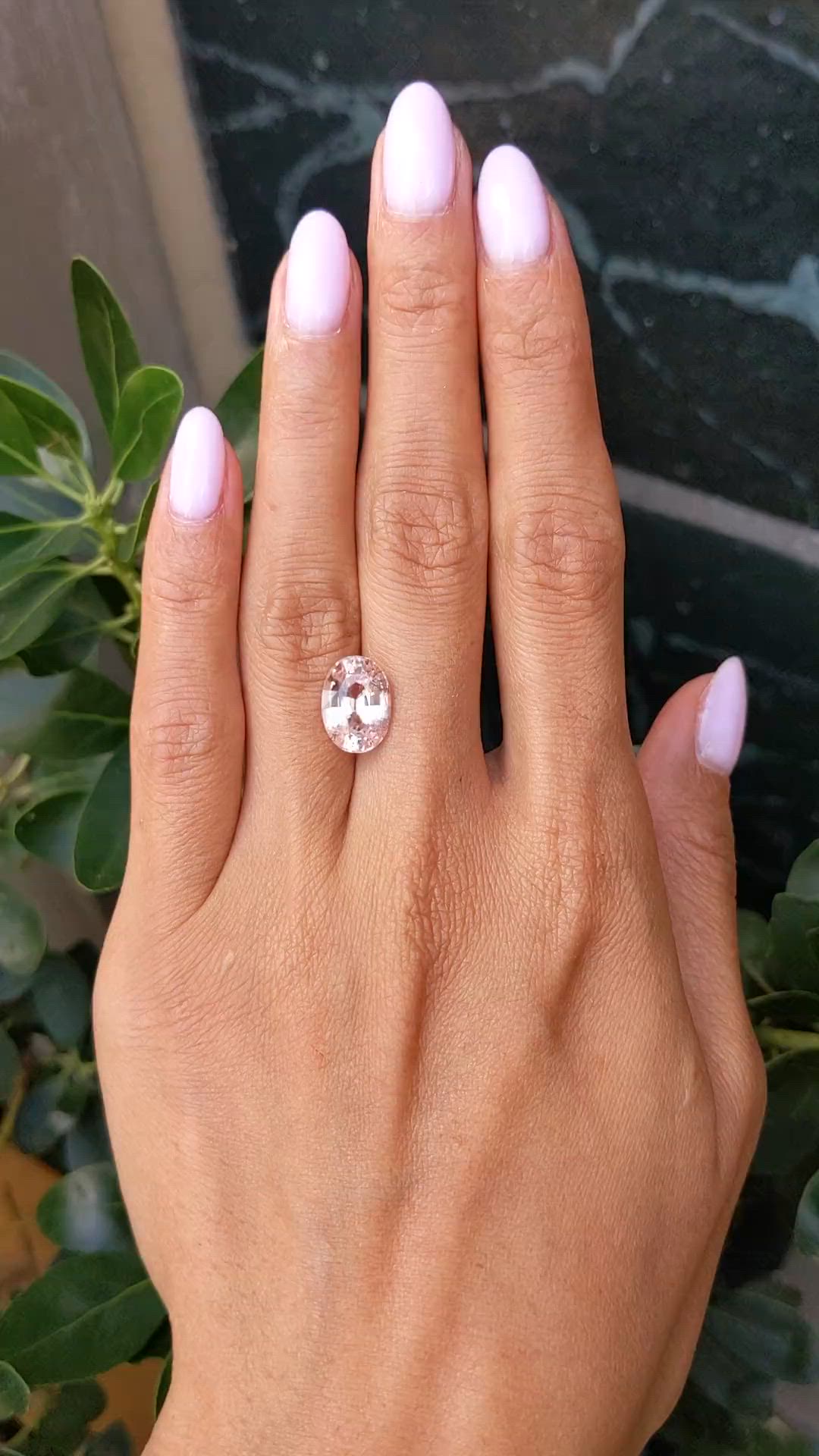 5.08 Ct. Padparadscha Sapphire from Ceylon (Sri Lanka) Size Video