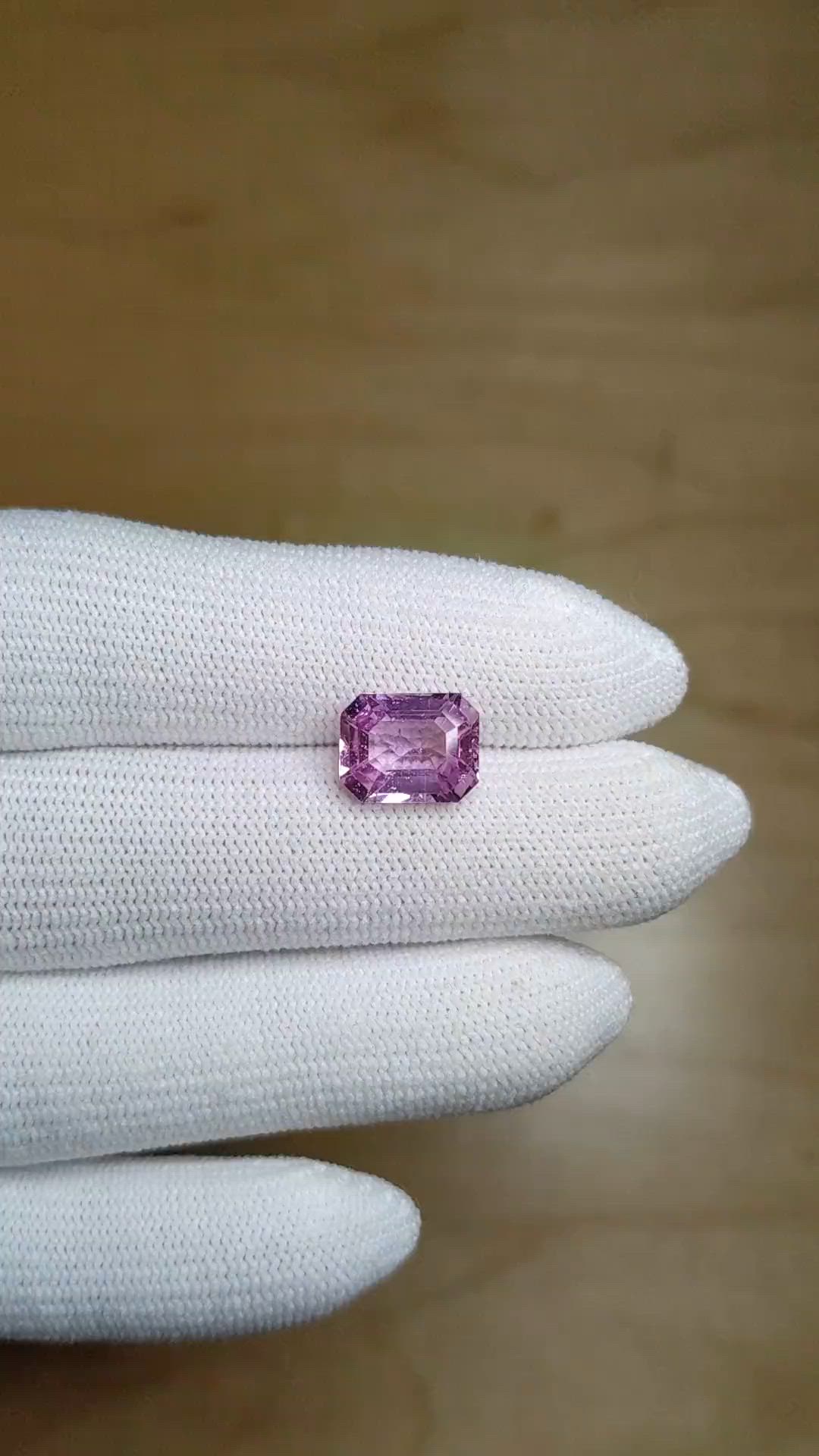 4.04 Ct. Pinkish Purple Sapphire from Ceylon (Sri Lanka) Size Video
