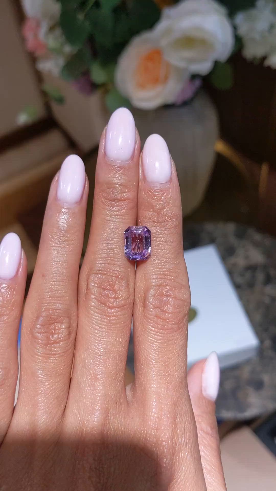 4.04 Ct. Pinkish Purple Sapphire from Ceylon (Sri Lanka) Size Video