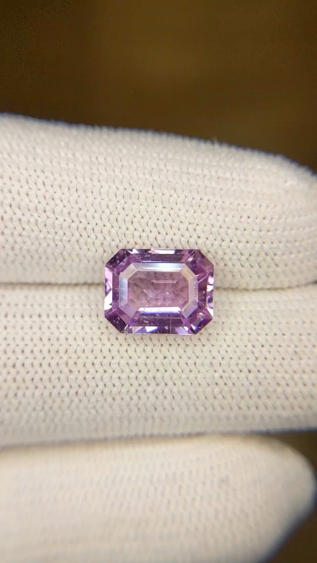 4.04 Ct. Pinkish Purple Sapphire from Ceylon (Sri Lanka) Size Video