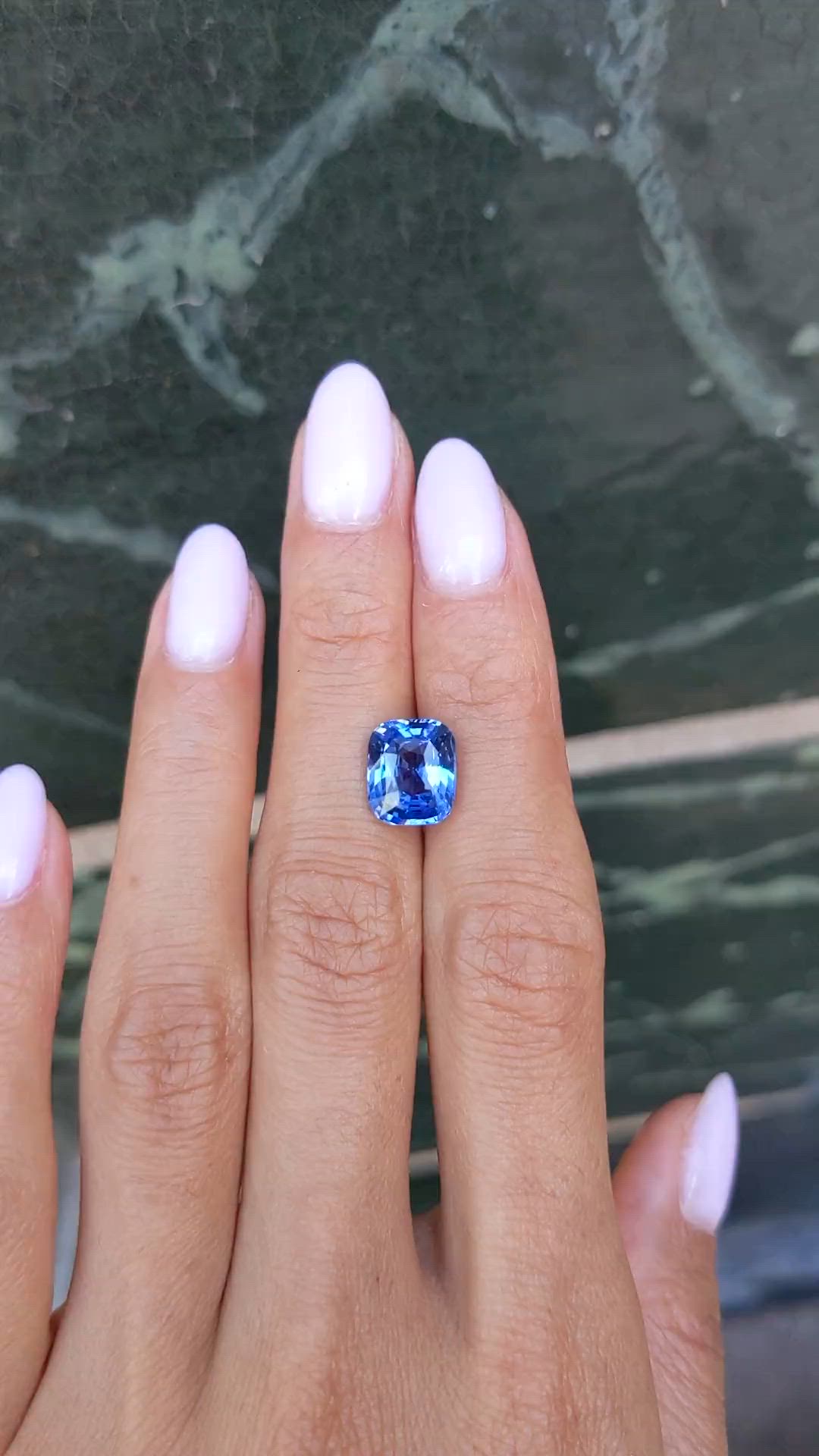 5.17 Ct. Blue Sapphire from Ceylon (Sri Lanka) Size Video