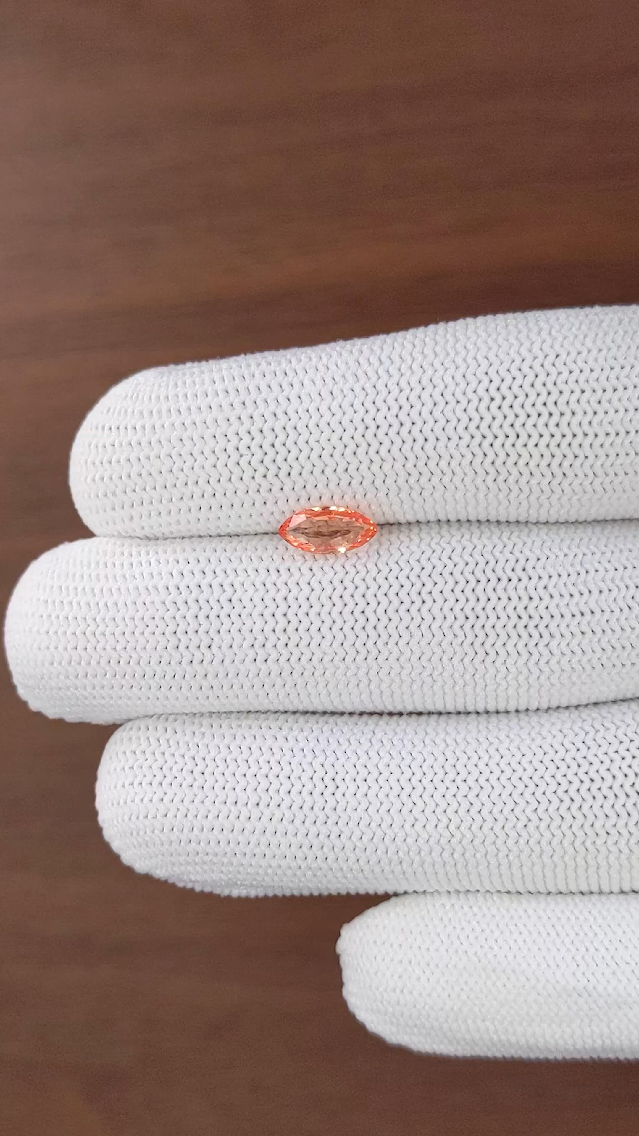 1.00 Ct. Padparadscha Sapphire from Madagascar Size Video