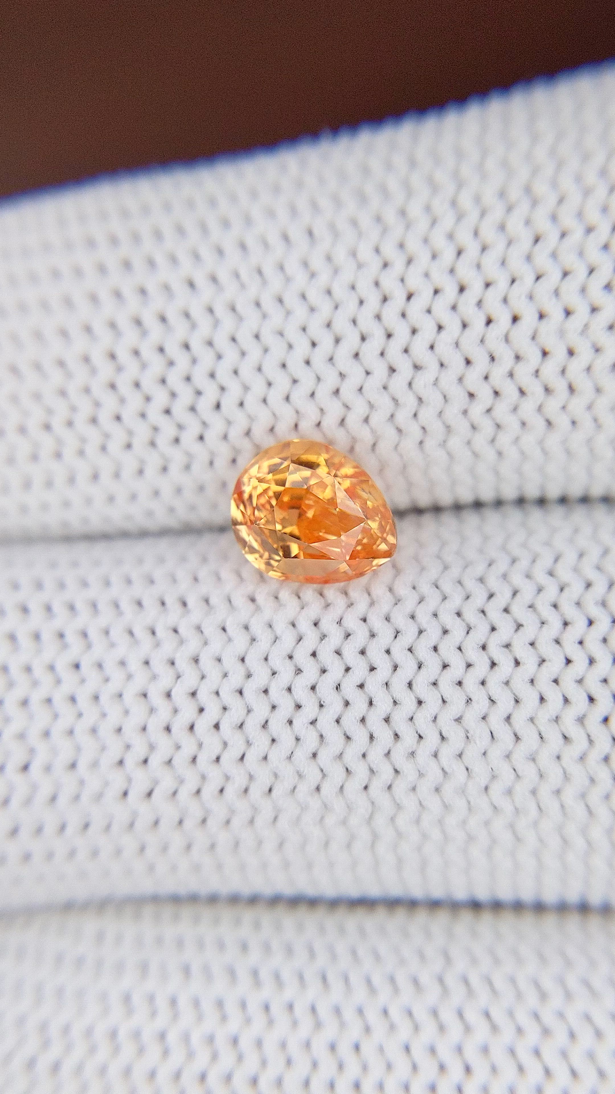 2.02 Ct. Padparadscha Sapphire from Ceylon (Sri Lanka) Size Video