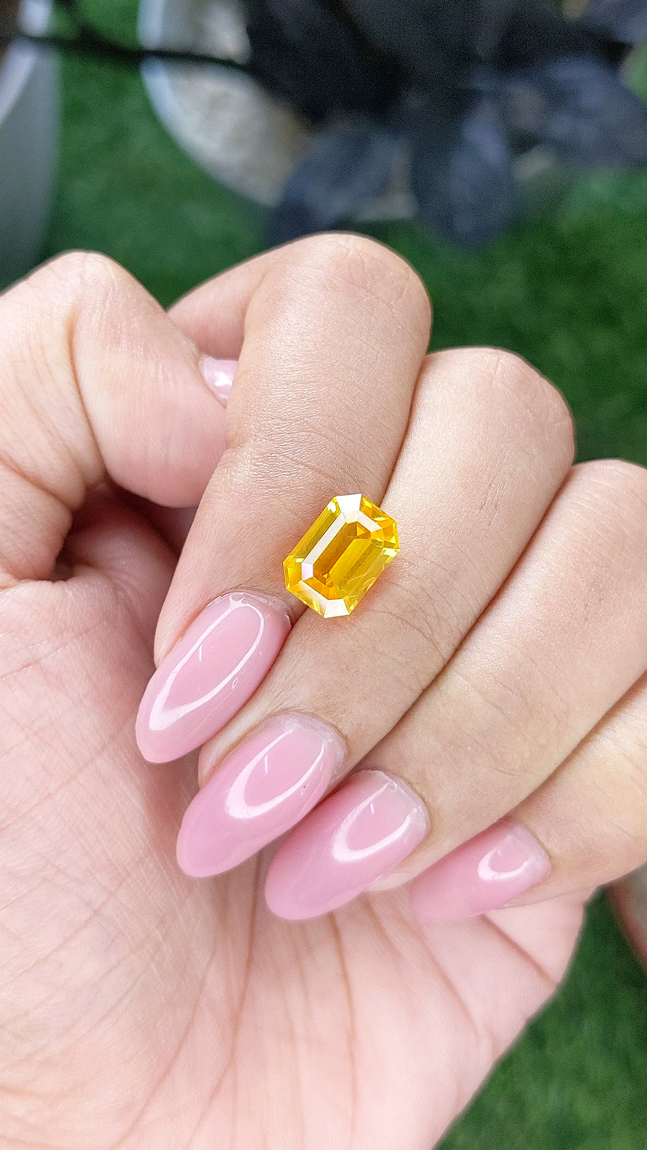 3.50 Ct. Yellow Sapphire from Ceylon (Sri Lanka) Size Video