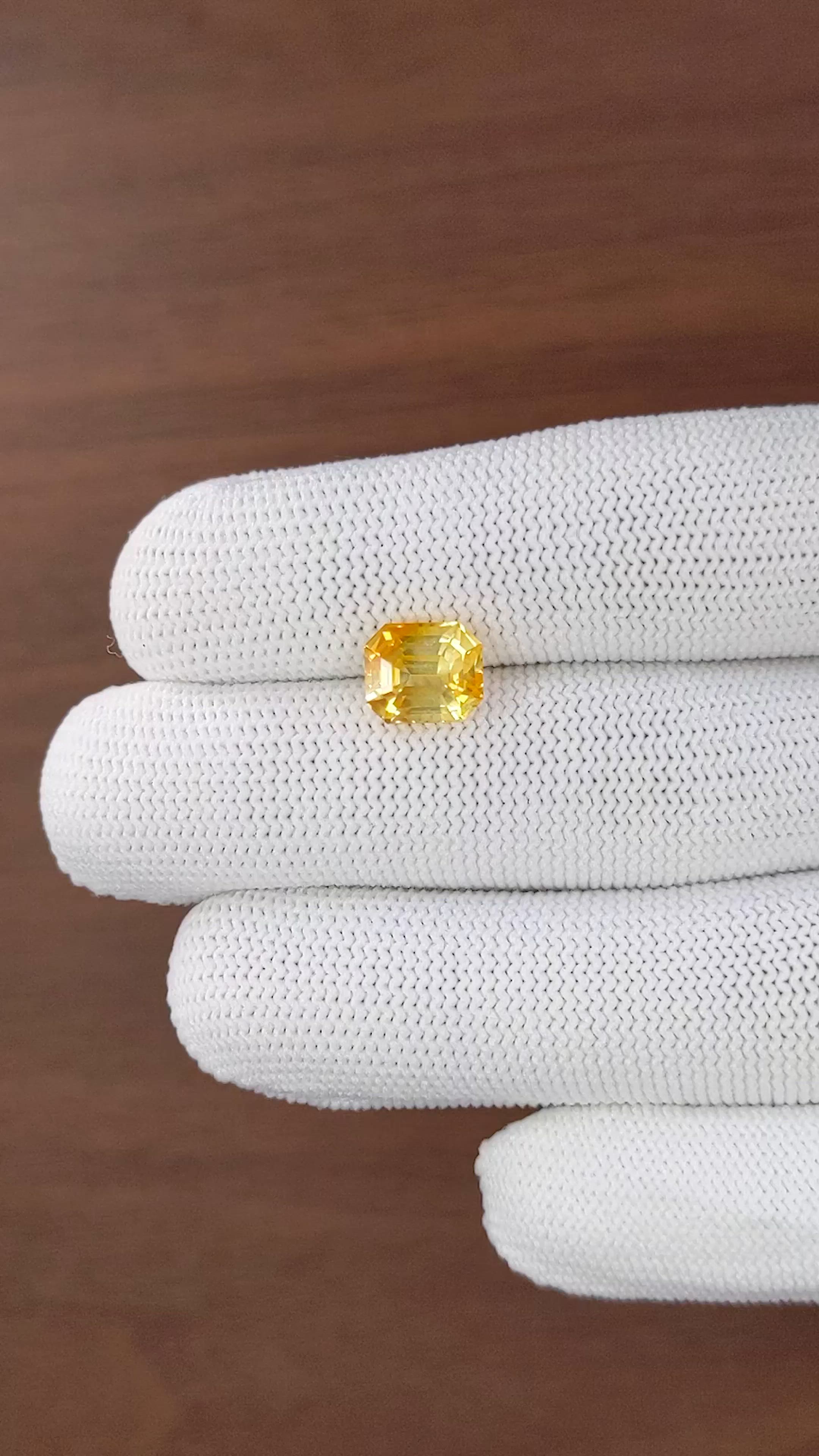 3.90 Ct. Yellow Sapphire from Ceylon (Sri Lanka) Size Video