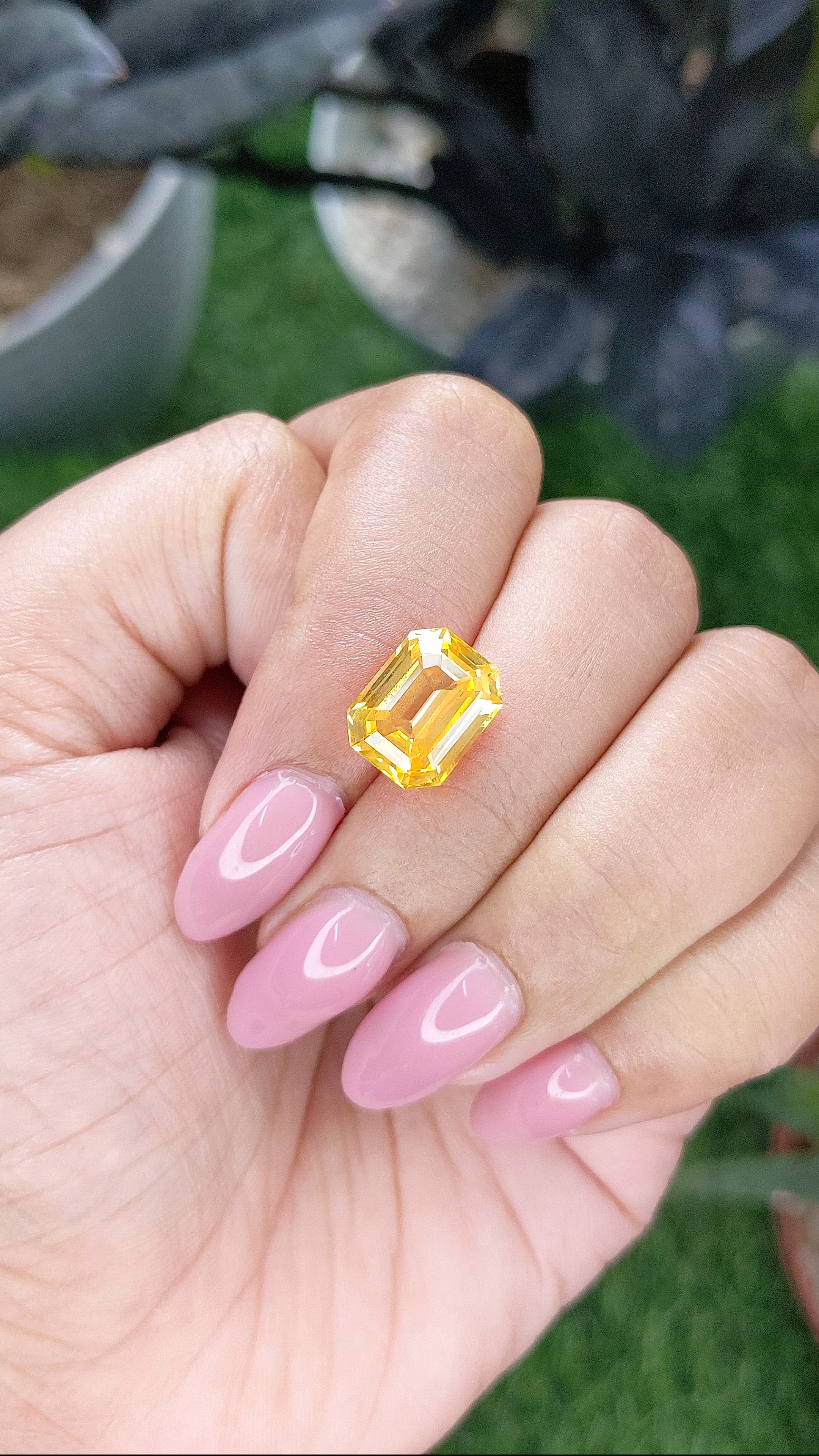 6.48 Ct. Orangish Yellow Sapphire from Ceylon (Sri Lanka) Size Video