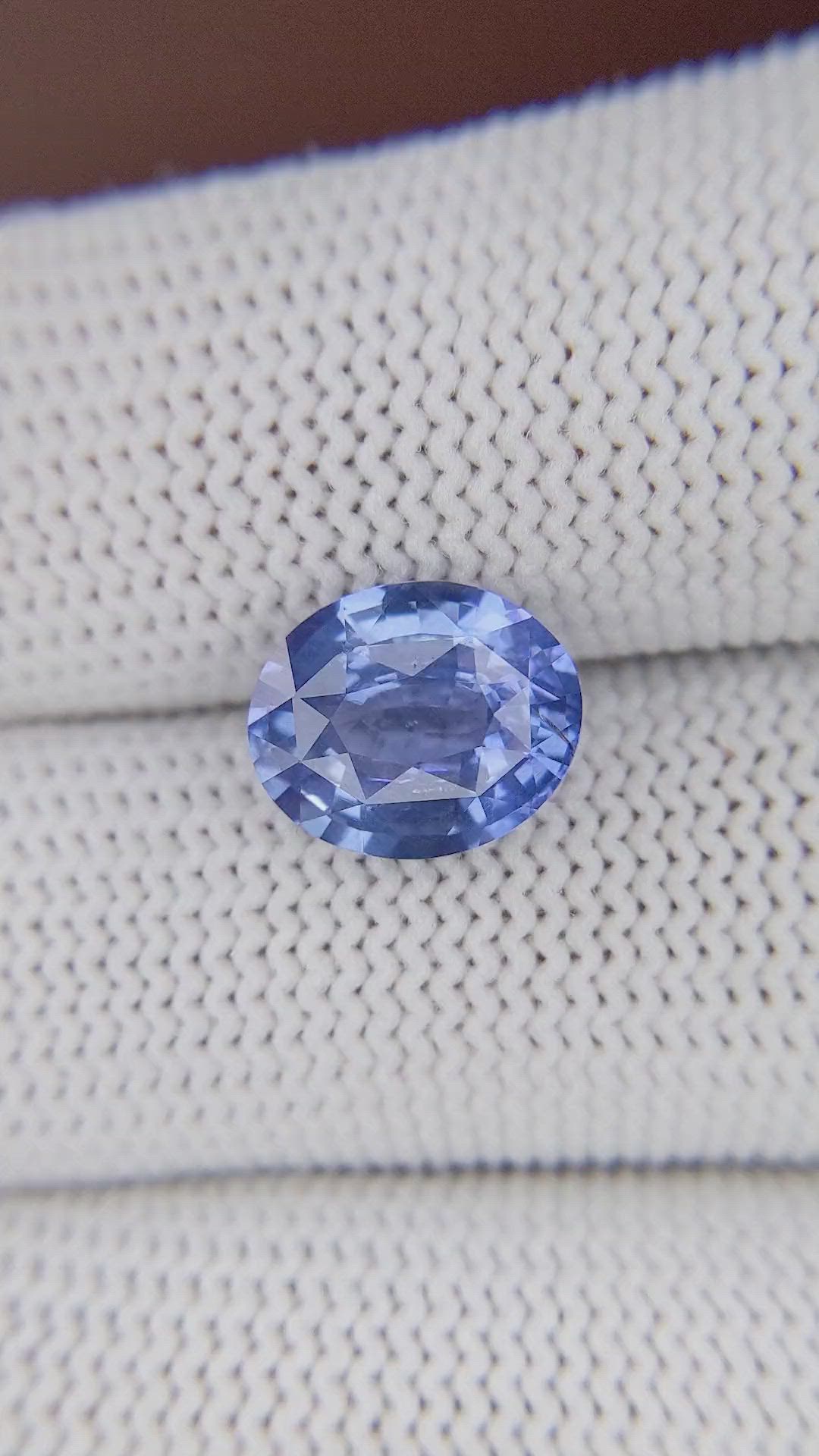 4.01 Ct. Blue Sapphire from Ceylon (Sri Lanka) Size Video