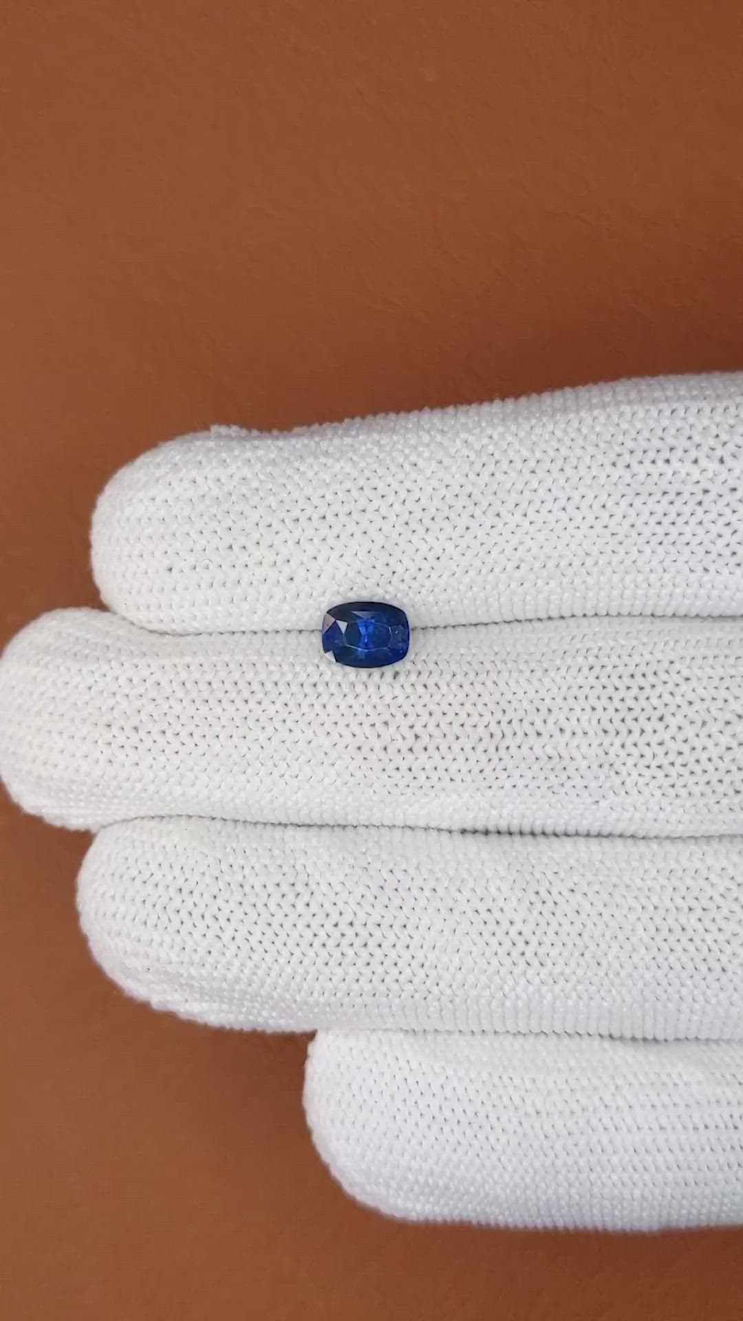1.31 Ct. Blue Sapphire from Ceylon (Sri Lanka) Size Video