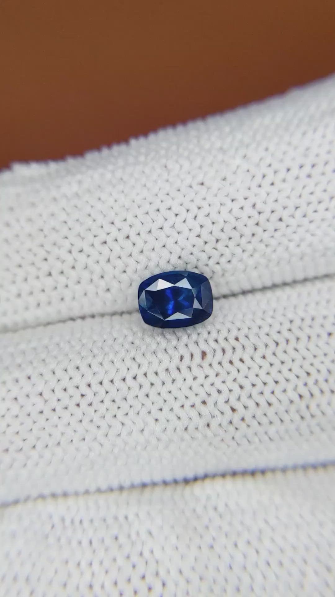 1.31 Ct. Blue Sapphire from Ceylon (Sri Lanka) Size Video