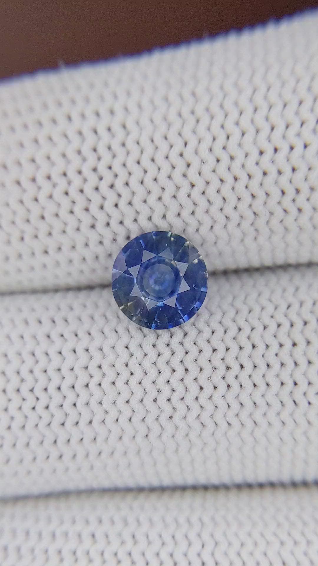 1.71 Ct. Bi Color / Parti Sapphire from Ceylon (Sri Lanka) Size Video
