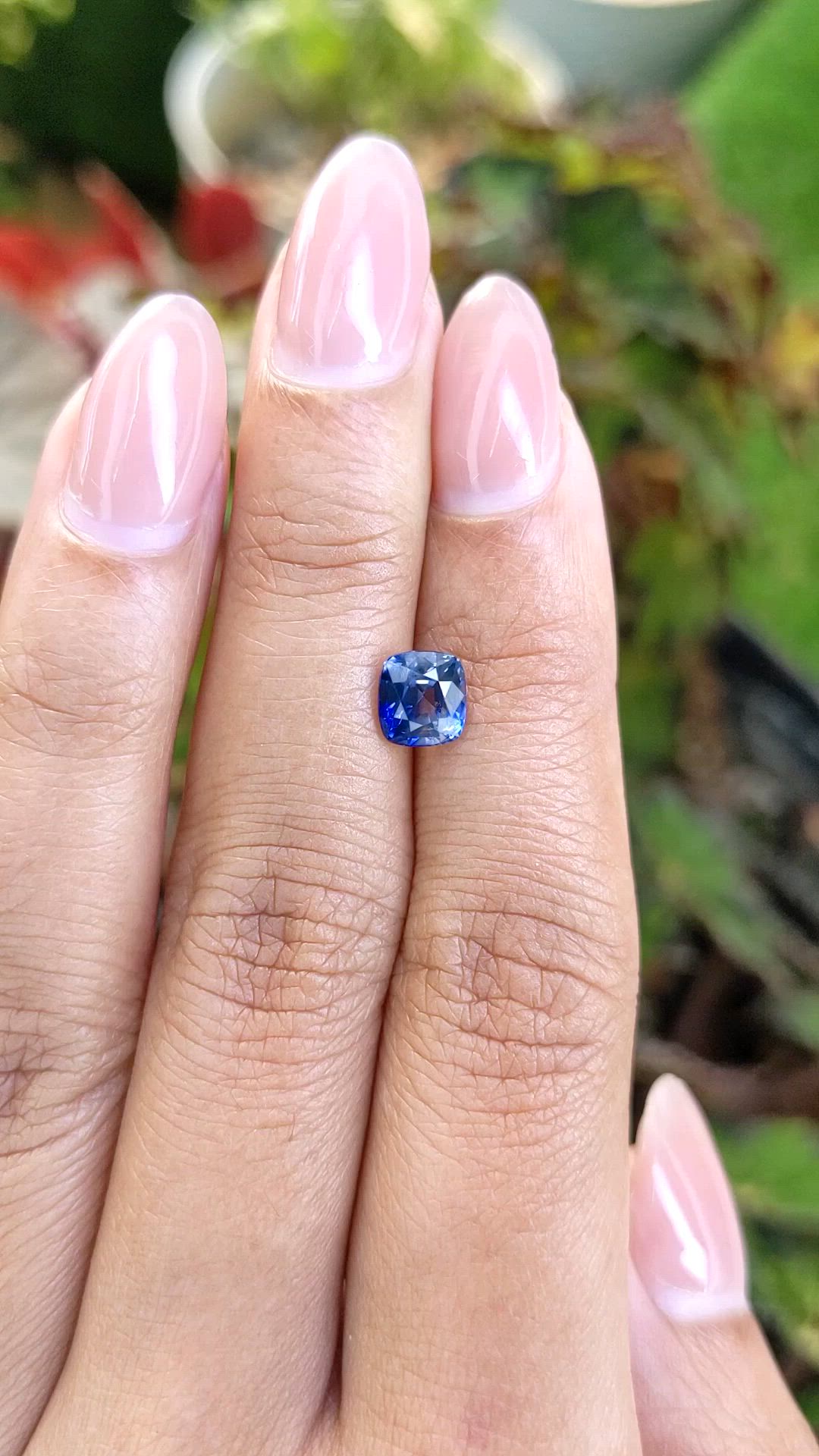 1.57 Ct. Blue Sapphire from Ceylon (Sri Lanka) Size Video