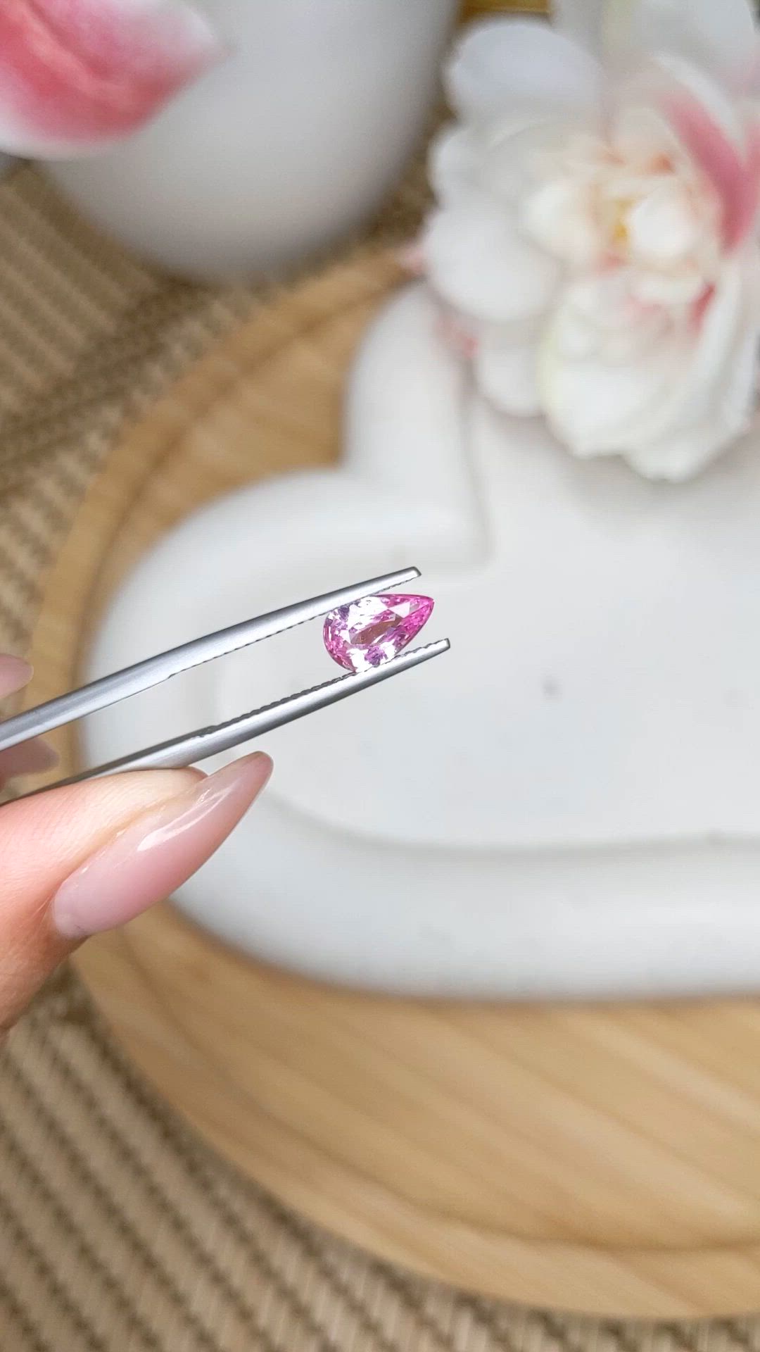 1.01 Ct. Pink Sapphire from Ceylon (Sri Lanka) Size Video