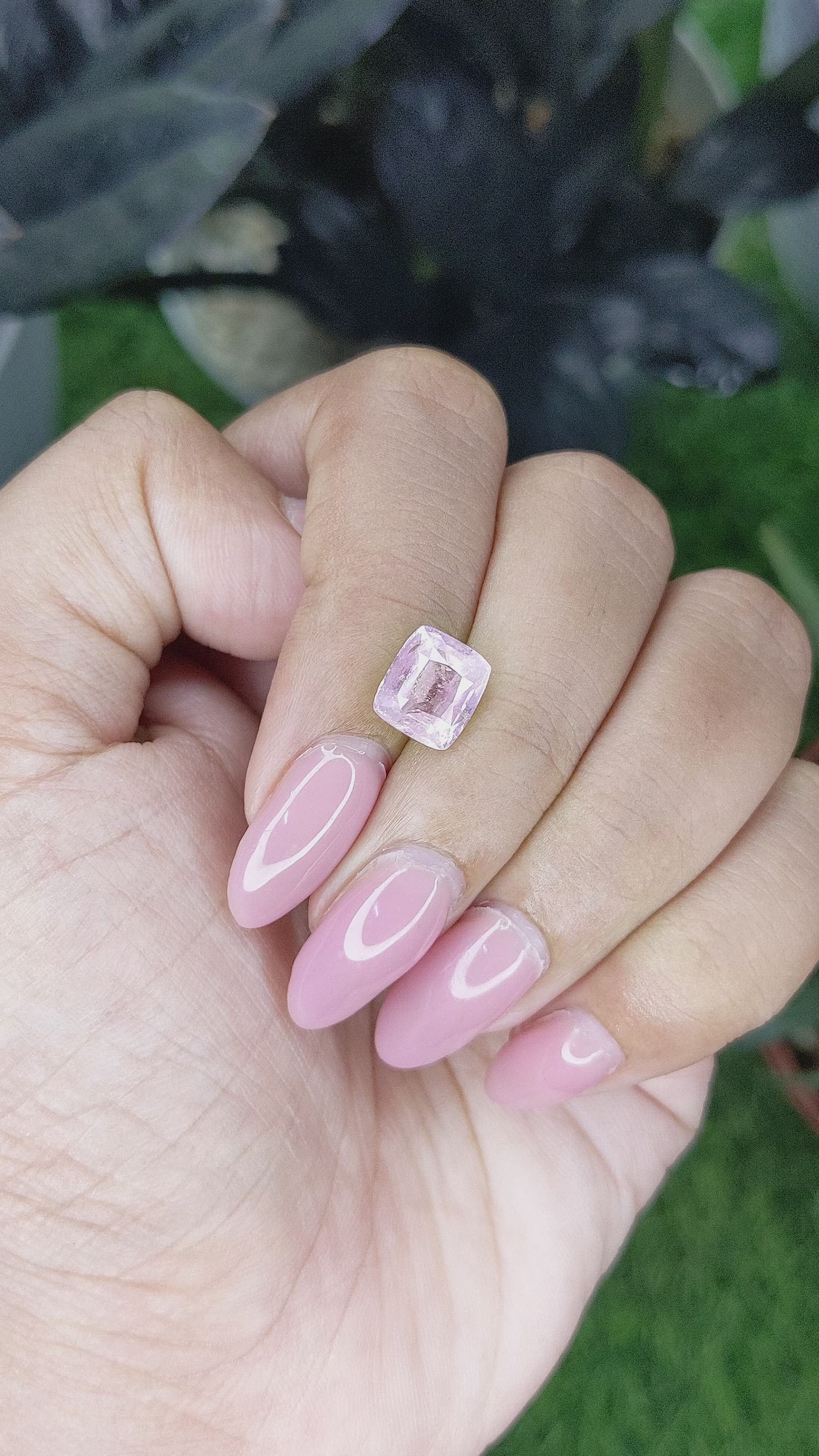 3.28 Ct. Pink Sapphire from Ceylon (Sri Lanka) Size Video