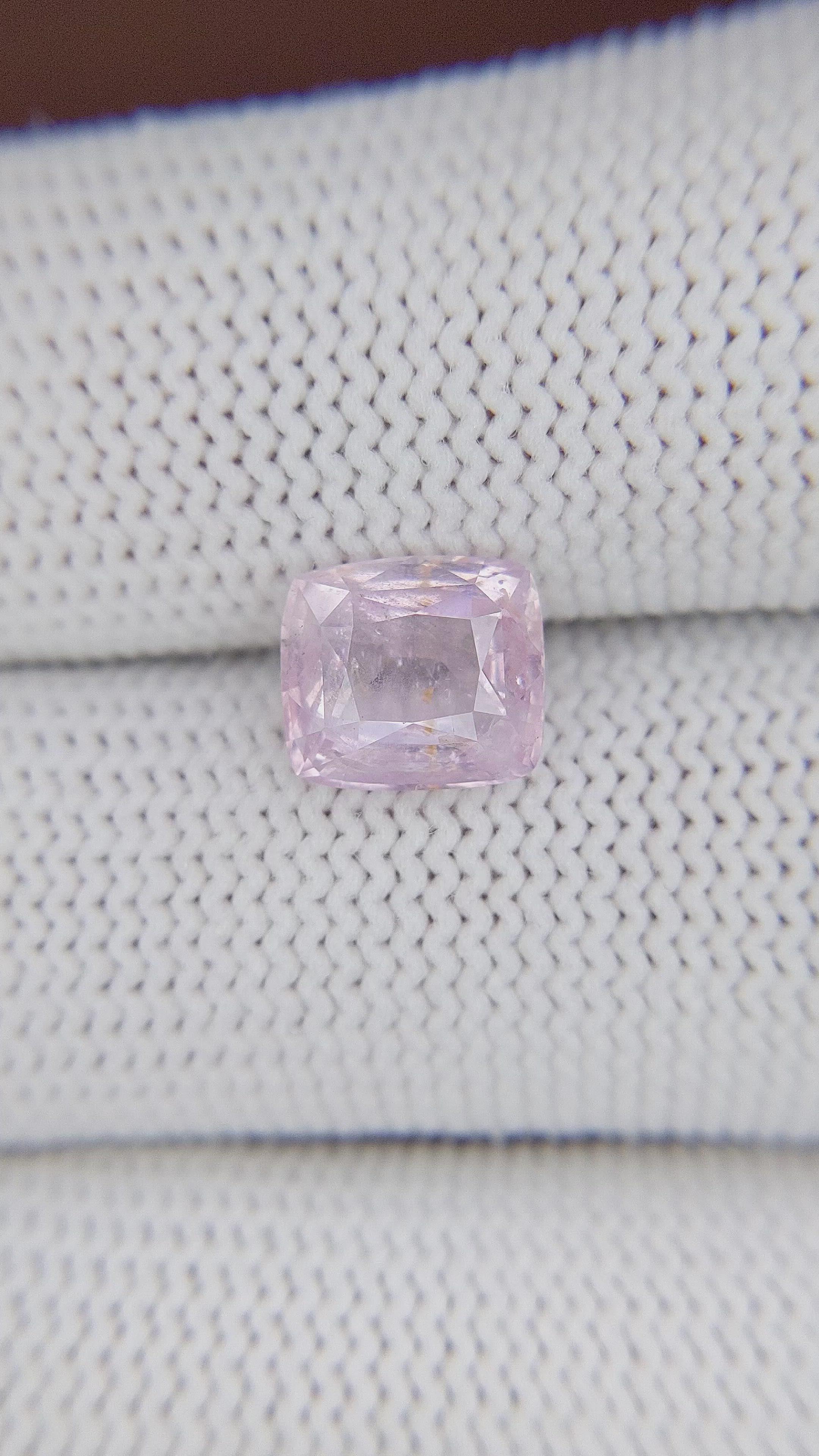 3.28 Ct. Pink Sapphire from Ceylon (Sri Lanka) Size Video