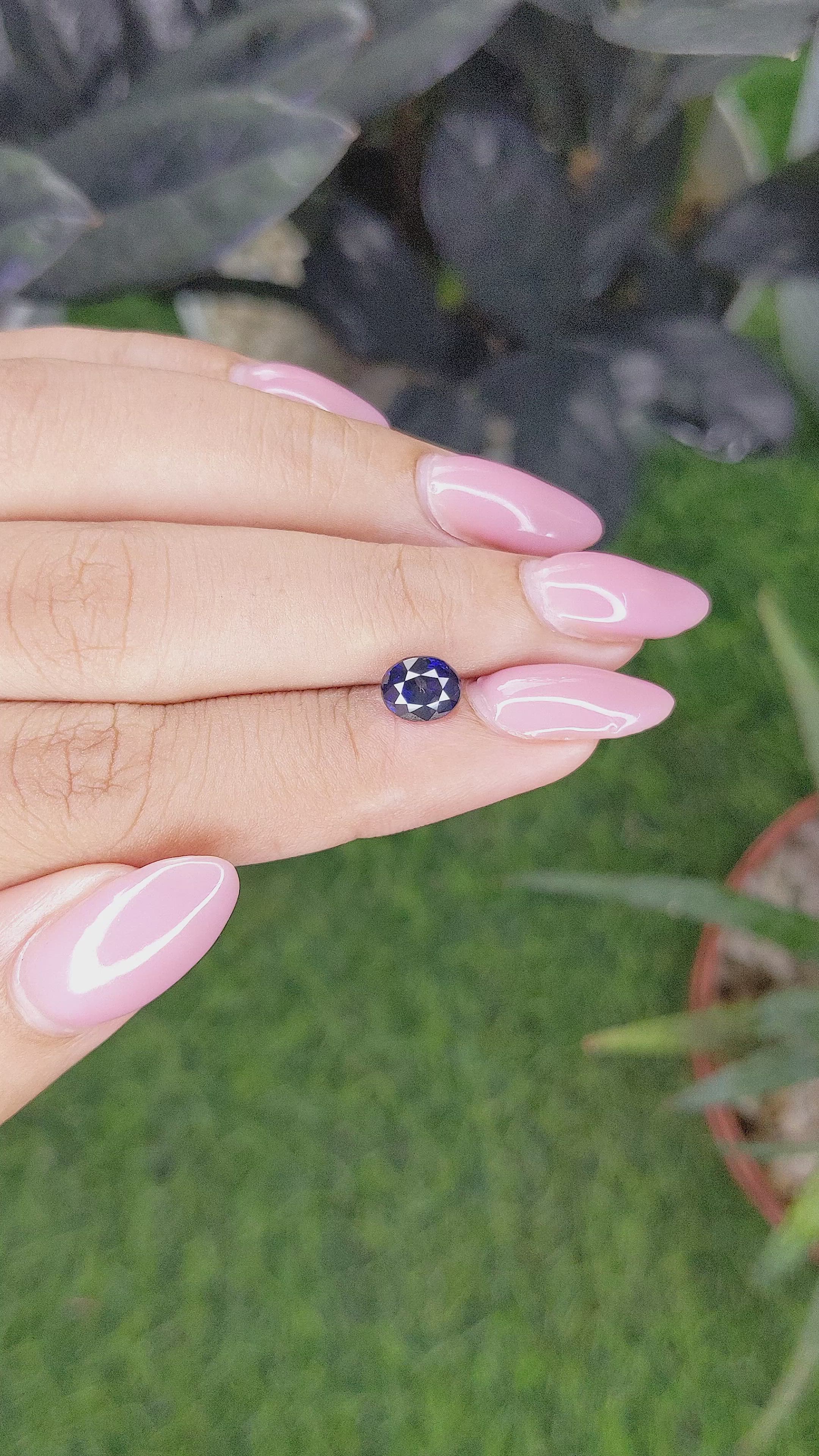 1.53 Ct. Blue Sapphire from Ceylon (Sri Lanka) Size Video