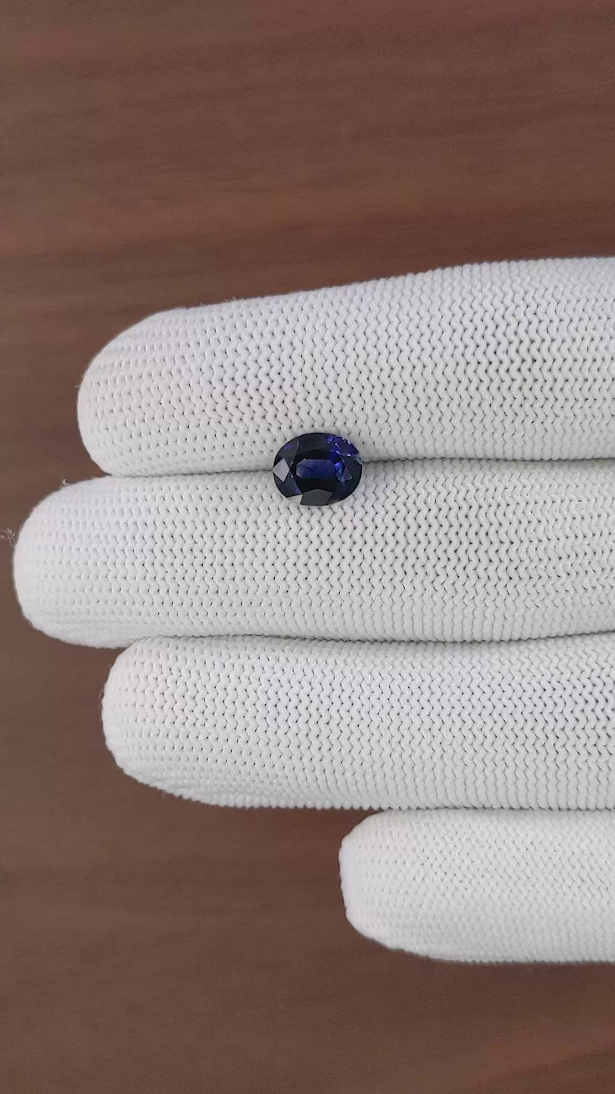 2.53 Ct. Blue Sapphire from Ceylon (Sri Lanka) Size Video