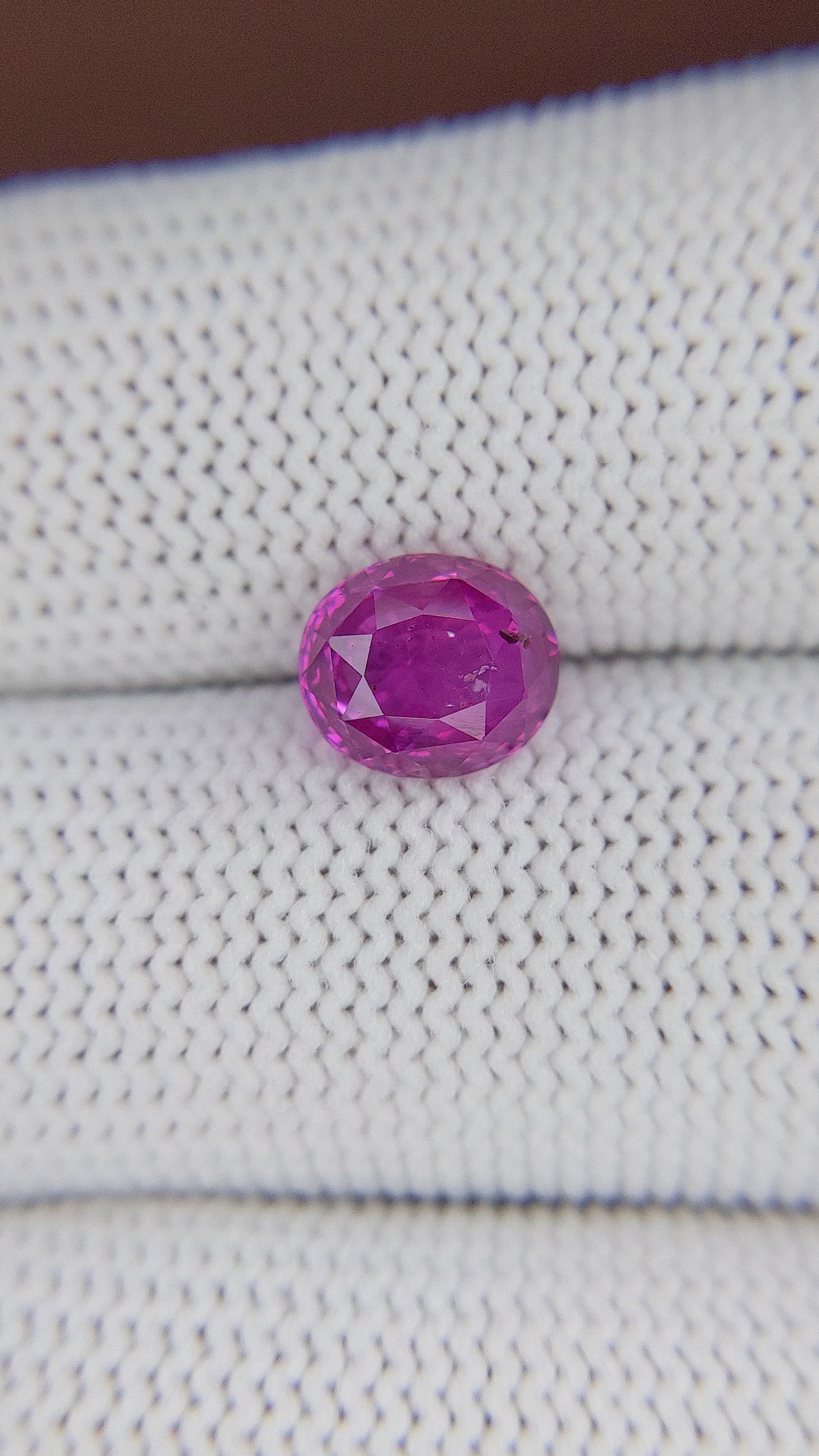 3.03 Ct. Purplish Pink Sapphire from Ceylon (Sri Lanka) Size Video
