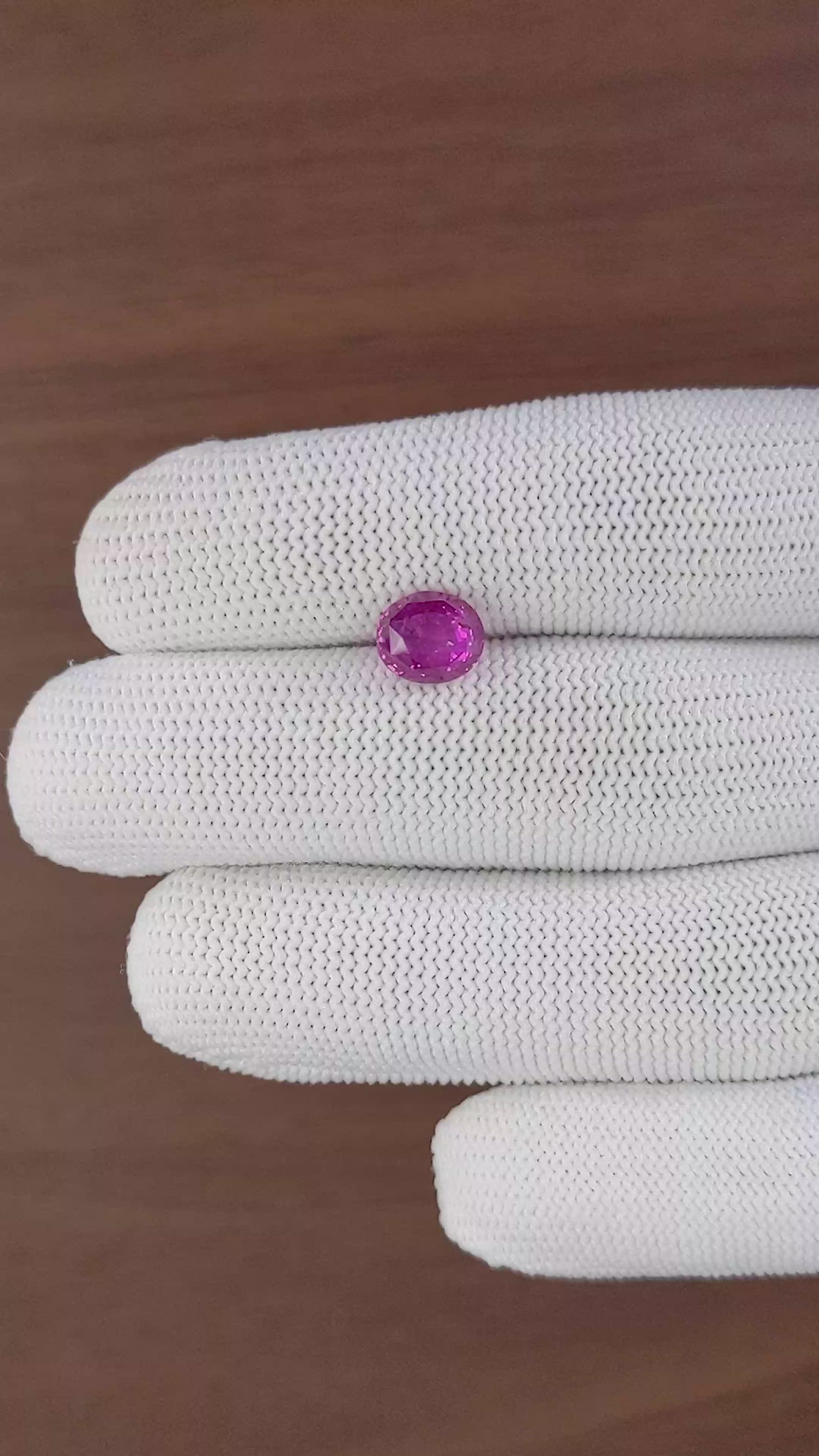 3.03 Ct. Purplish Pink Sapphire from Ceylon (Sri Lanka) Size Video