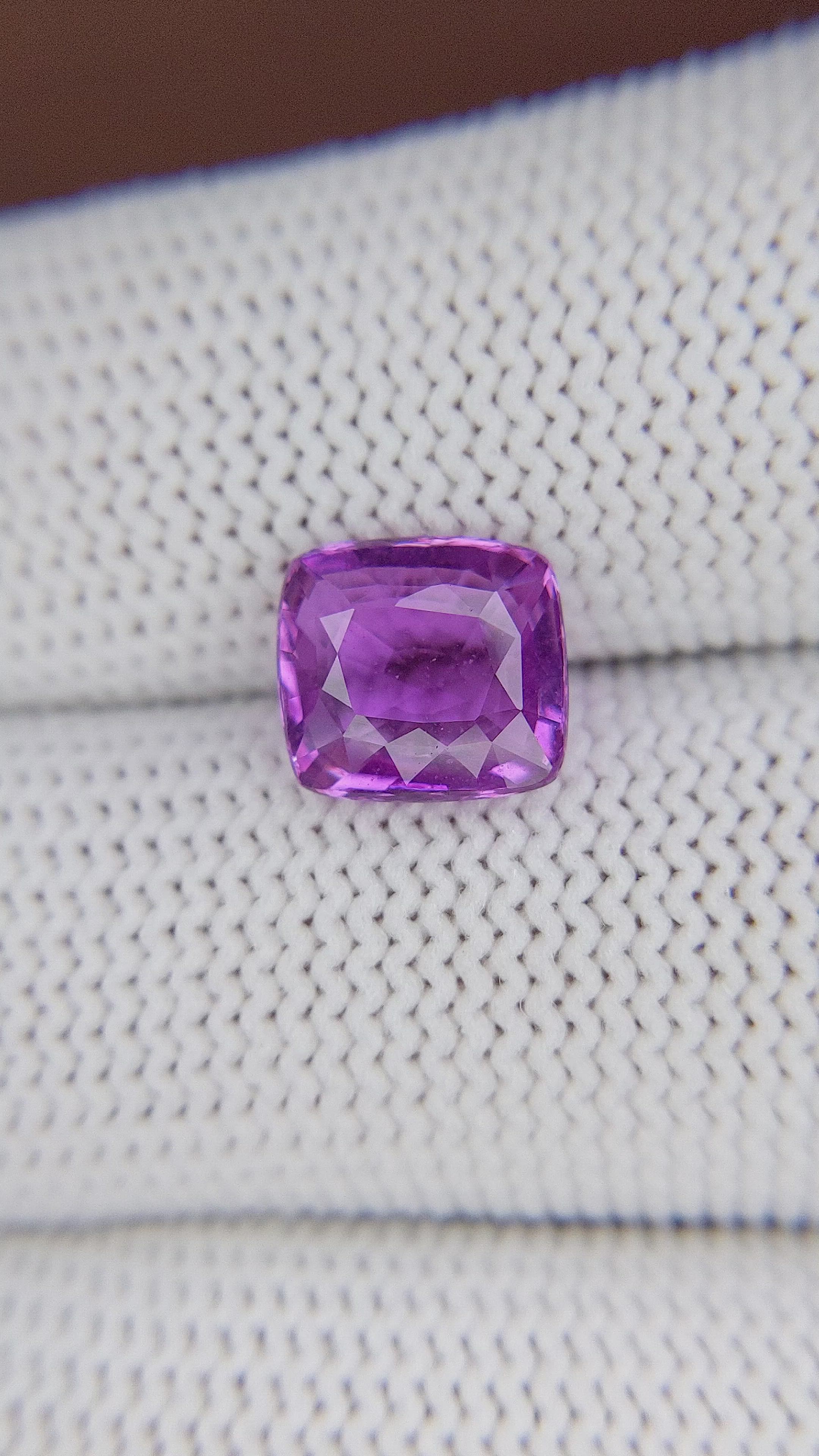 3.02 Ct. Pinkish Purple Sapphire from Ceylon (Sri Lanka) Size Video