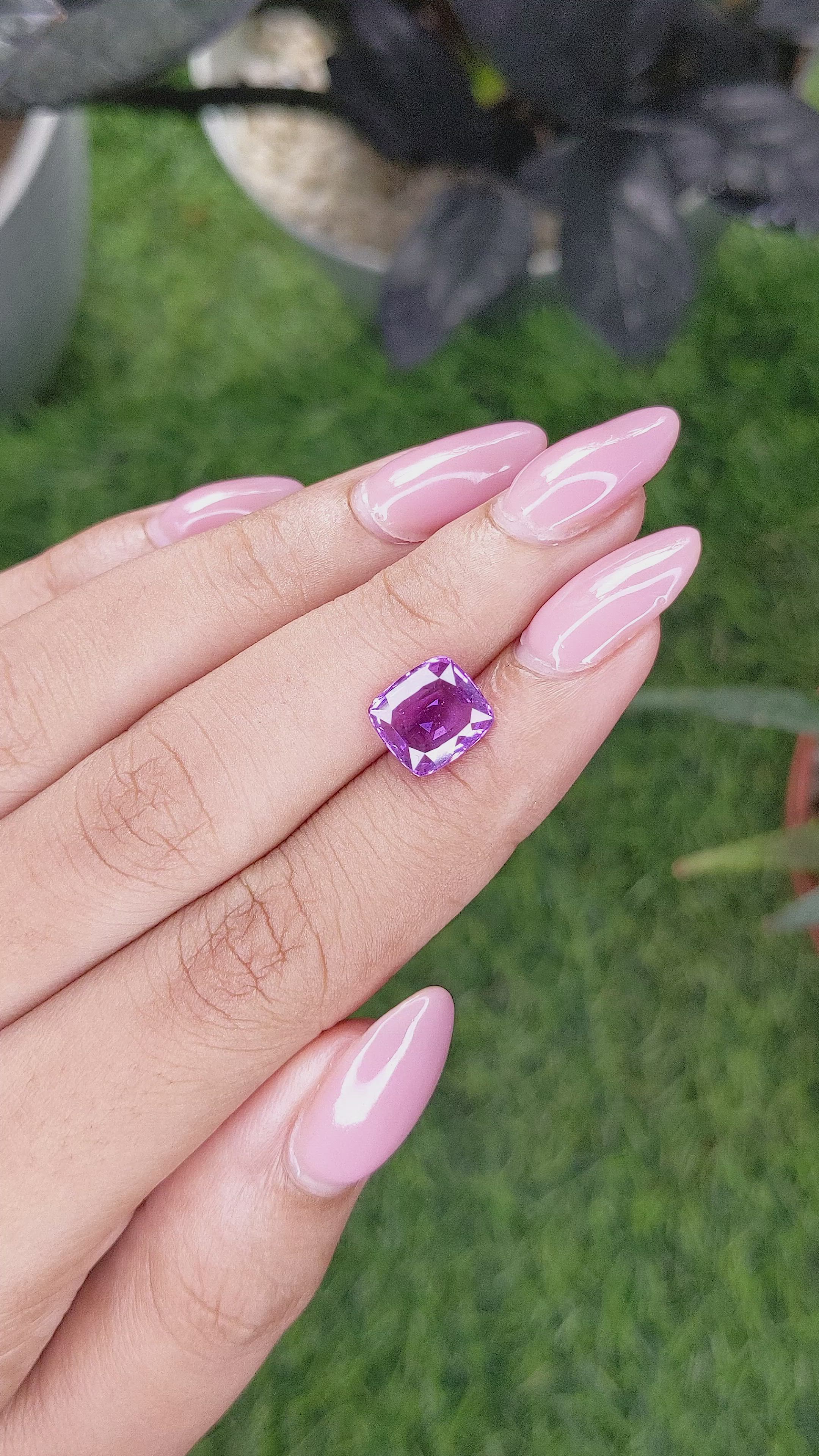 3.02 Ct. Pinkish Purple Sapphire from Ceylon (Sri Lanka) Size Video