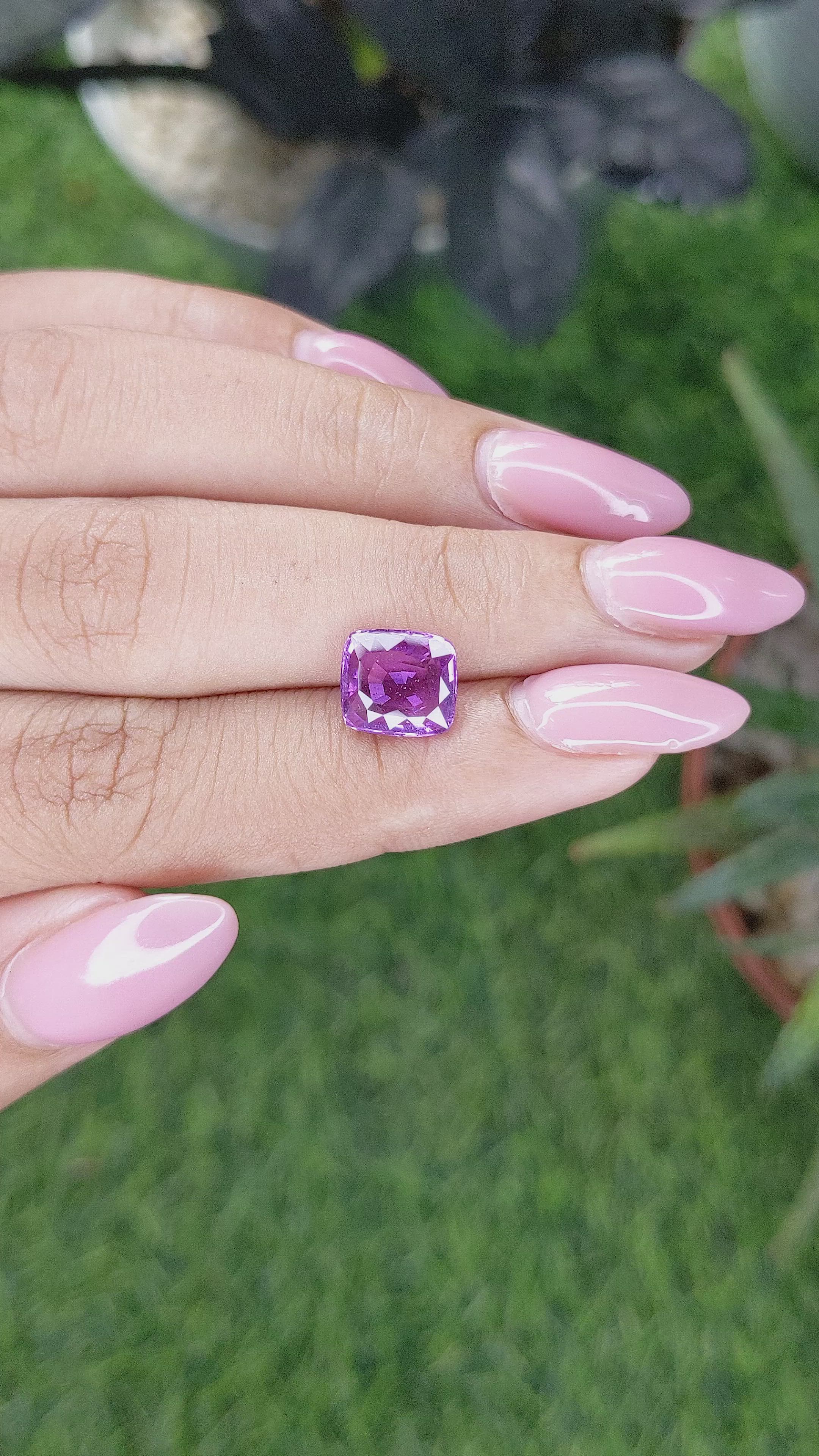 3.02 Ct. Pinkish Purple Sapphire from Ceylon (Sri Lanka) Size Video