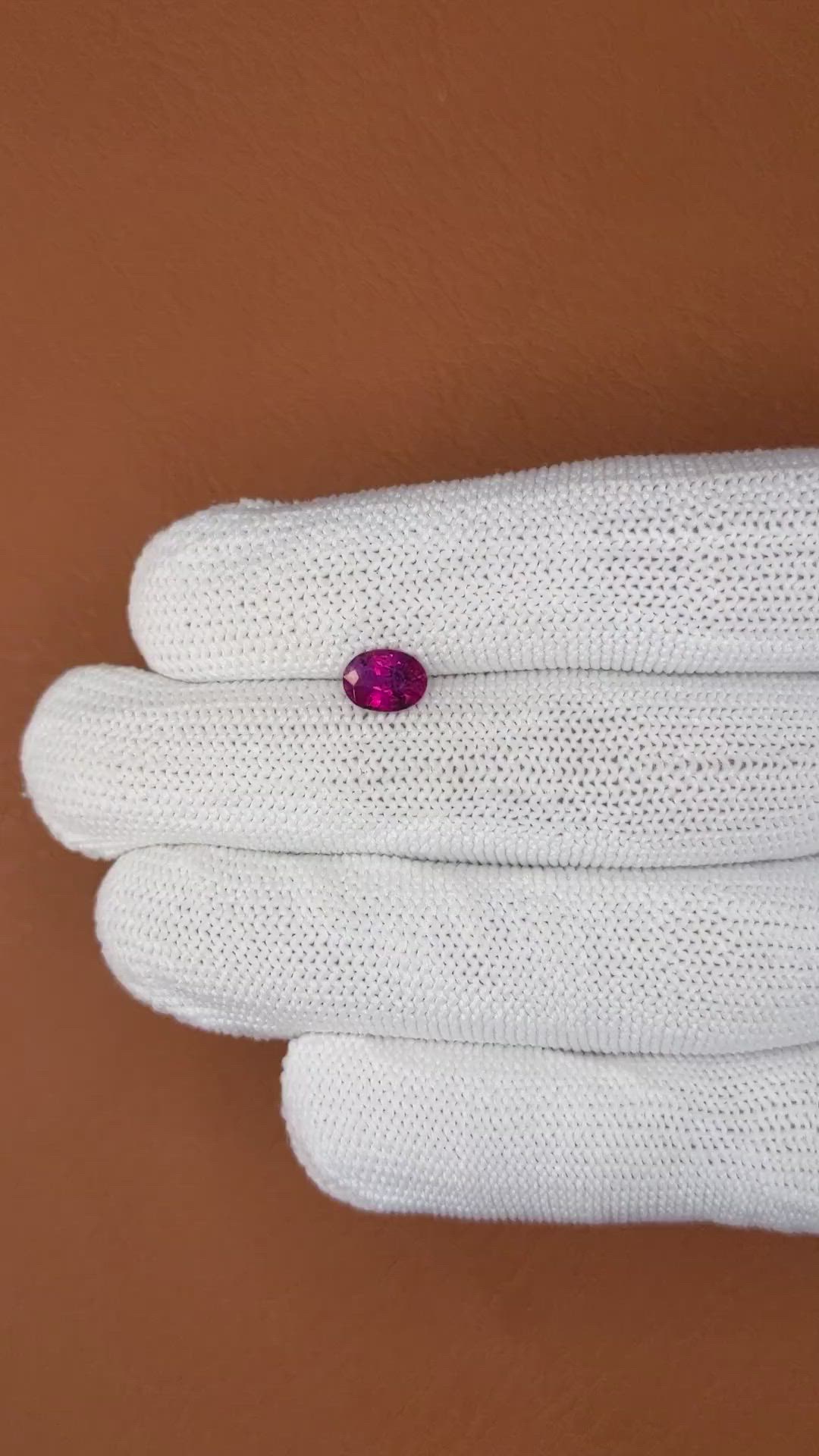 1.30 Ct. Reddish Pink Sapphire from Ceylon (Sri Lanka) Size Video