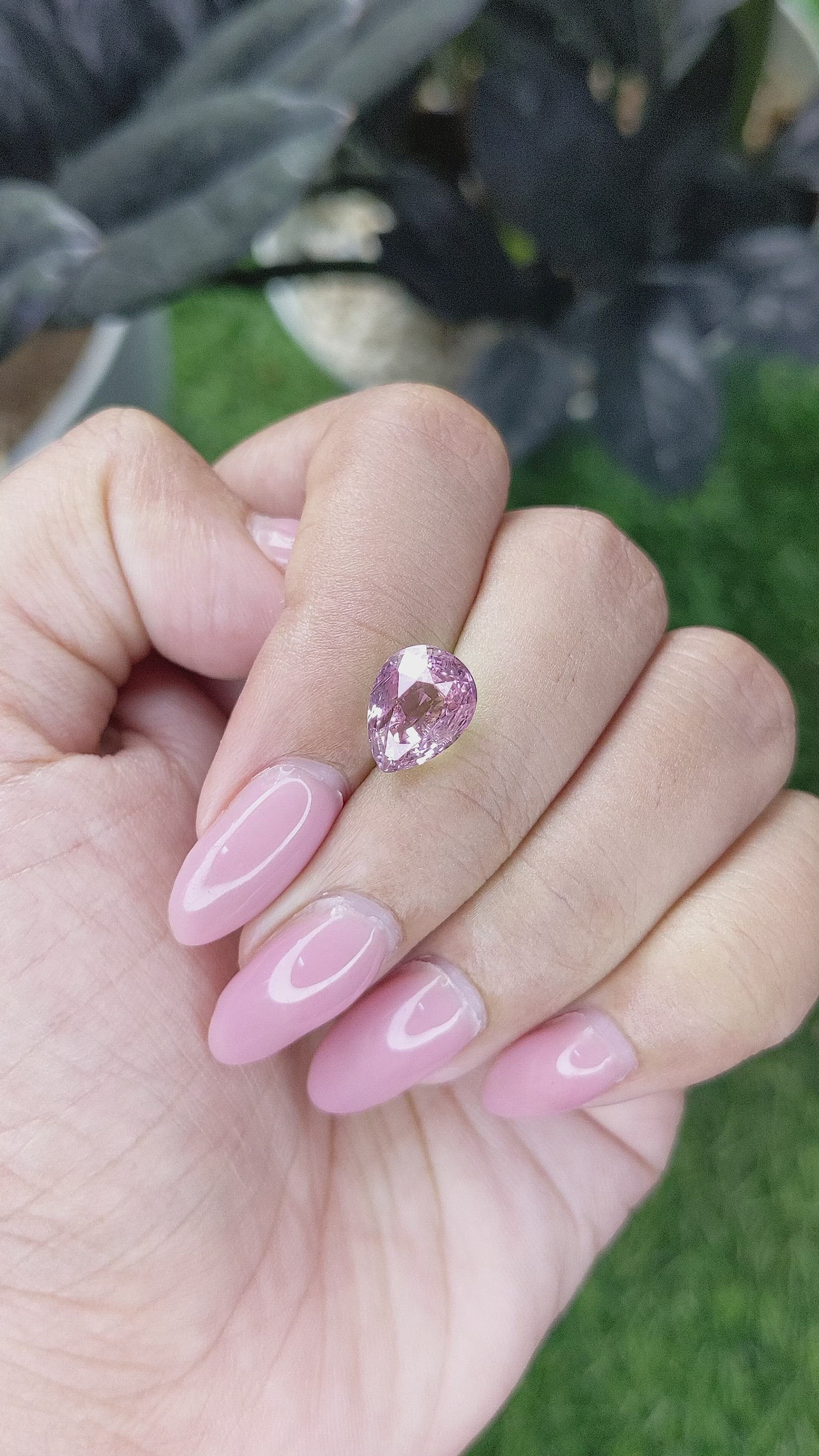 4.51 Ct. Purplish Pink Sapphire from Ceylon (Sri Lanka) Size Video
