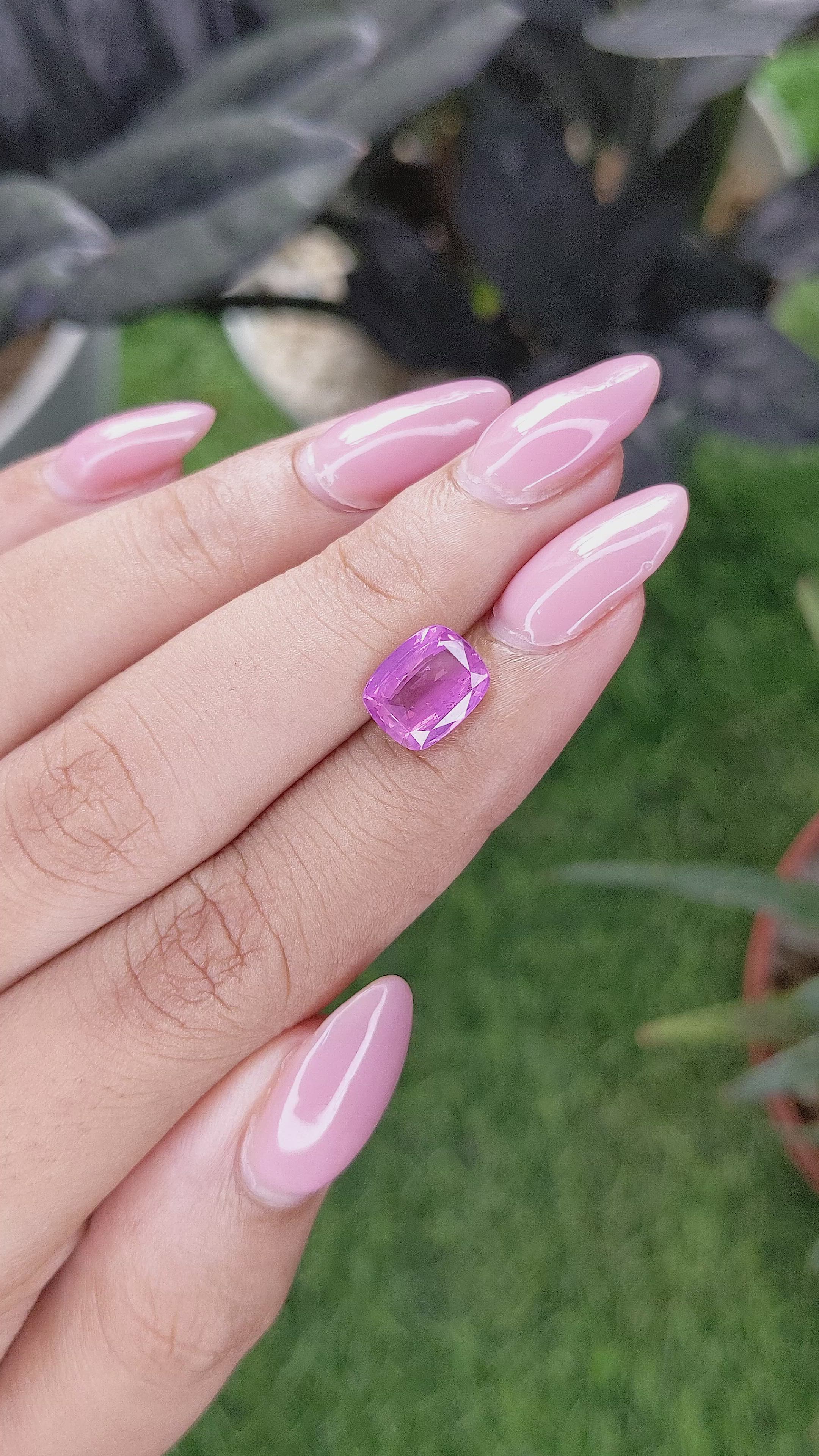 3.06 Ct. Purplish Pink Sapphire from Ceylon (Sri Lanka) Size Video