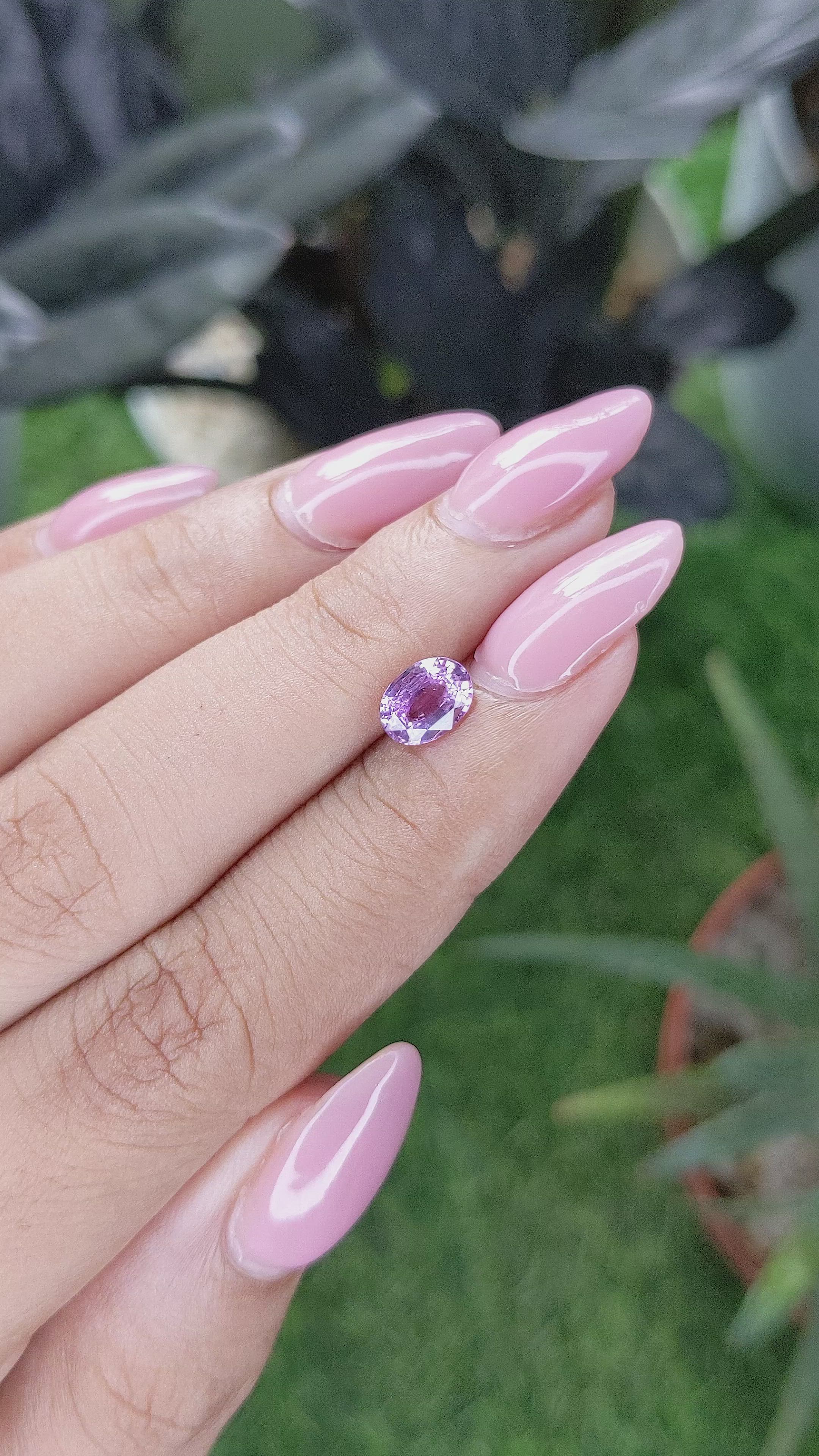1.13 Ct. Pinkish Purple Sapphire from Ceylon (Sri Lanka) Size Video