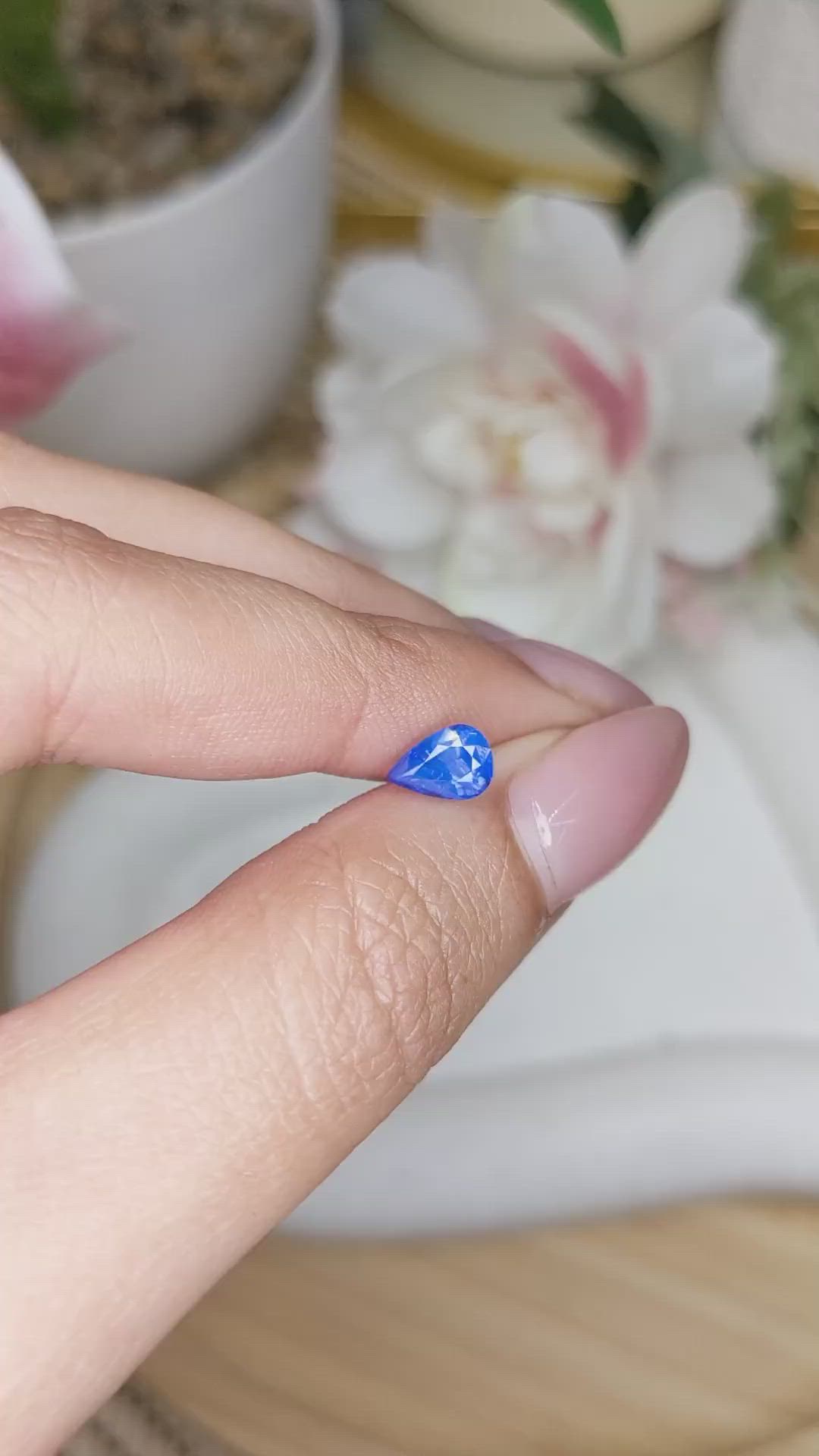 1.13 Ct. Blue Opalescence Sapphire from Ceylon (Sri Lanka) Size Video