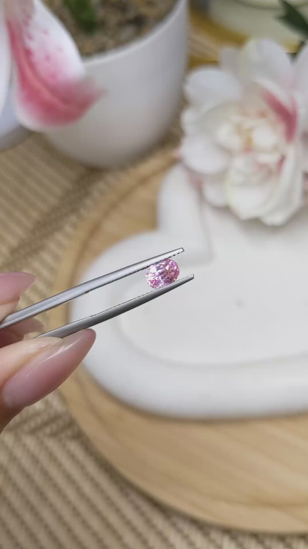 1.07 Ct. Pink Sapphire from Ceylon (Sri Lanka) Size Video