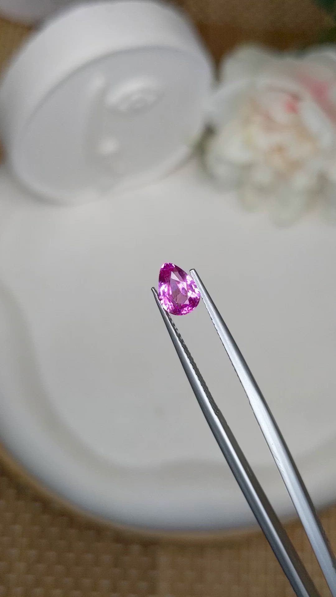 1.26 Ct. Pink Sapphire from Ceylon (Sri Lanka) Size Video
