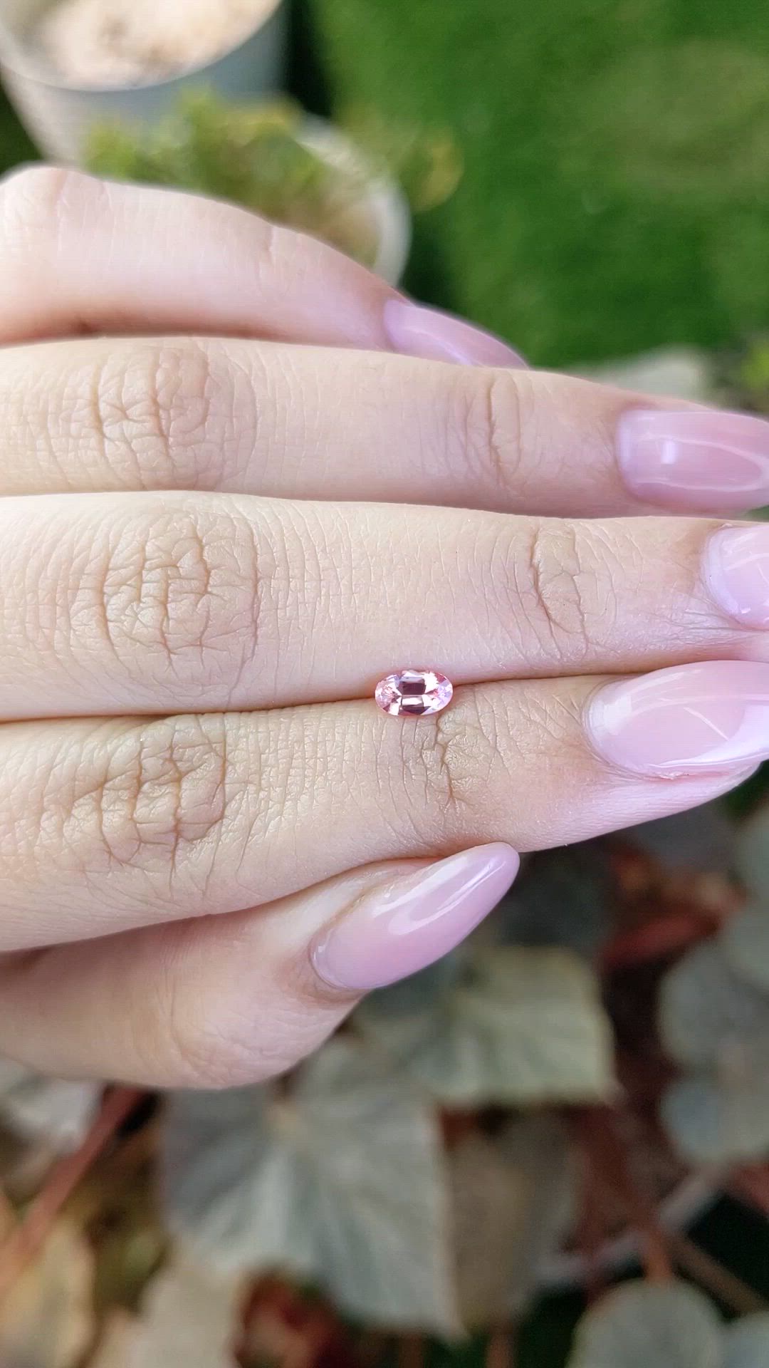 0.33 Ct. Padparadscha Sapphire from Ceylon (Sri Lanka) Size Video